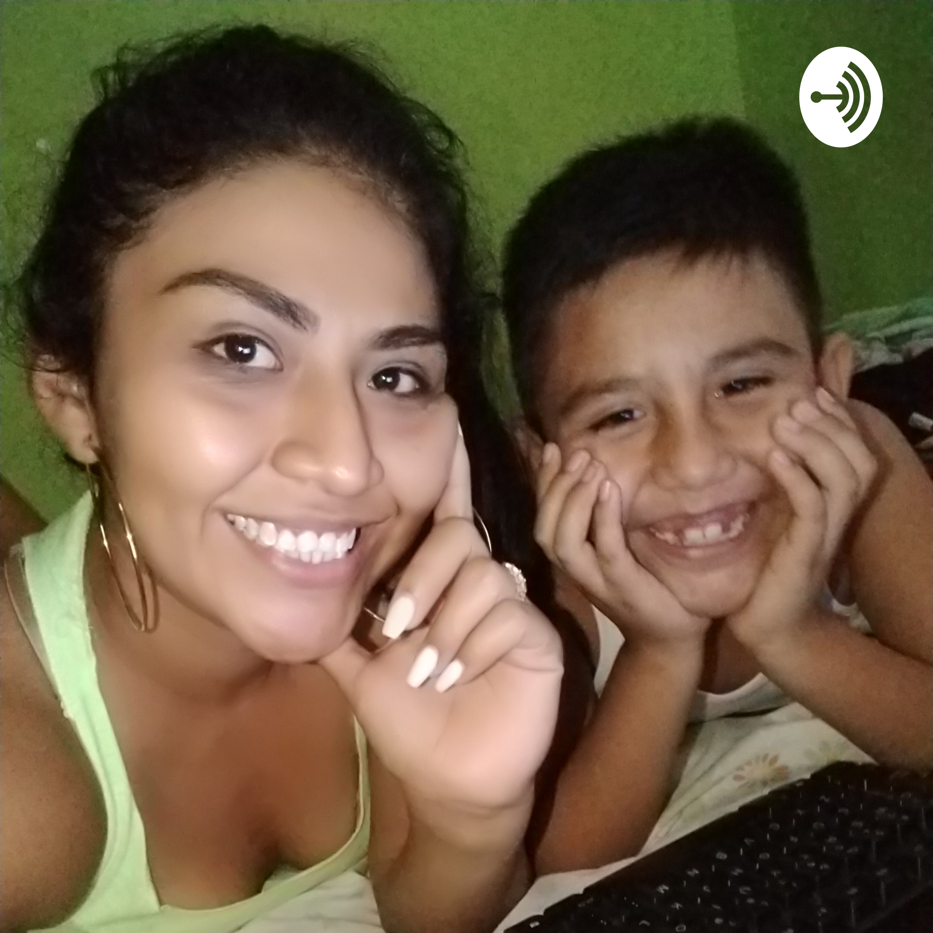 Trabajos Mamá & Axel podcast artwork