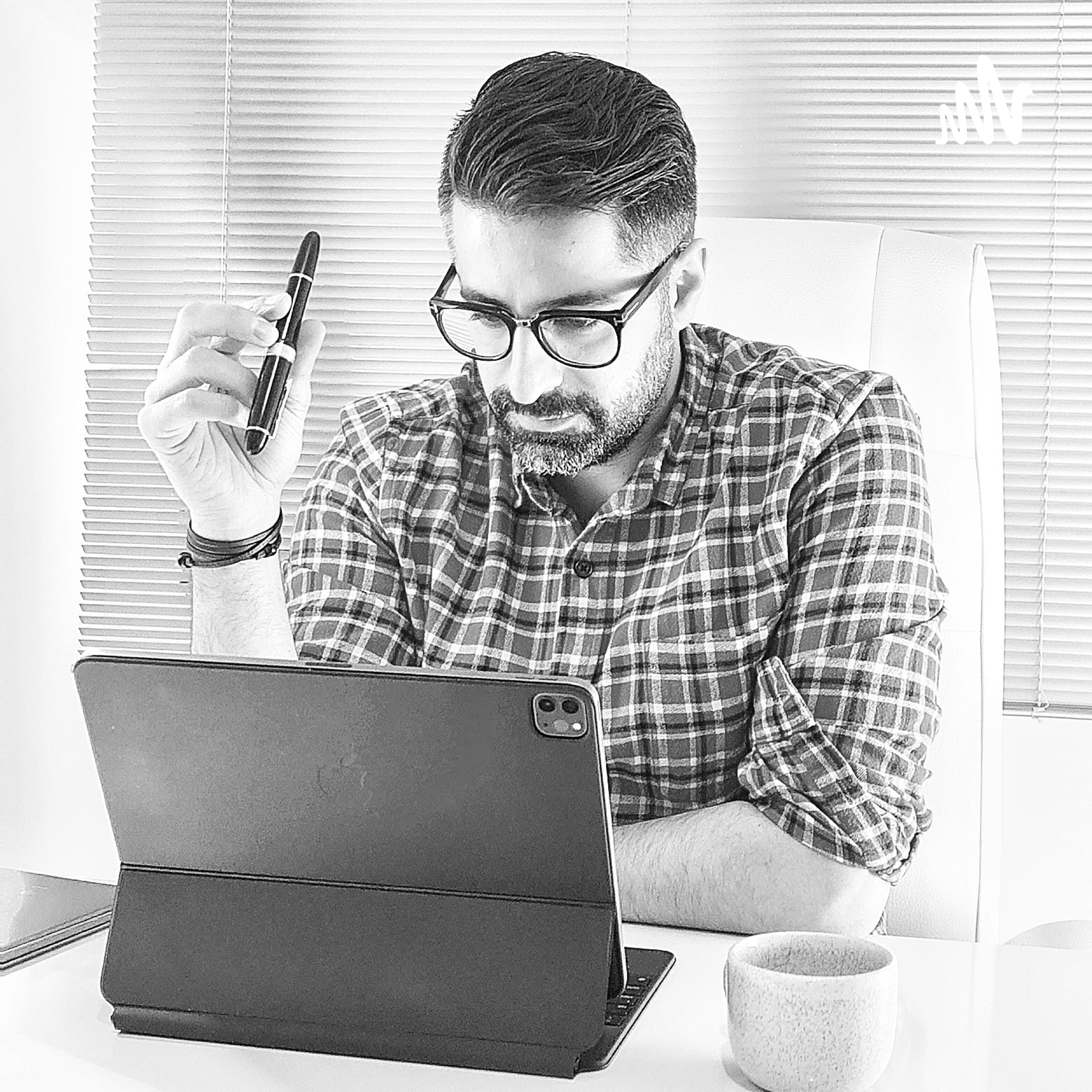 کاور نوای گمشده شهر