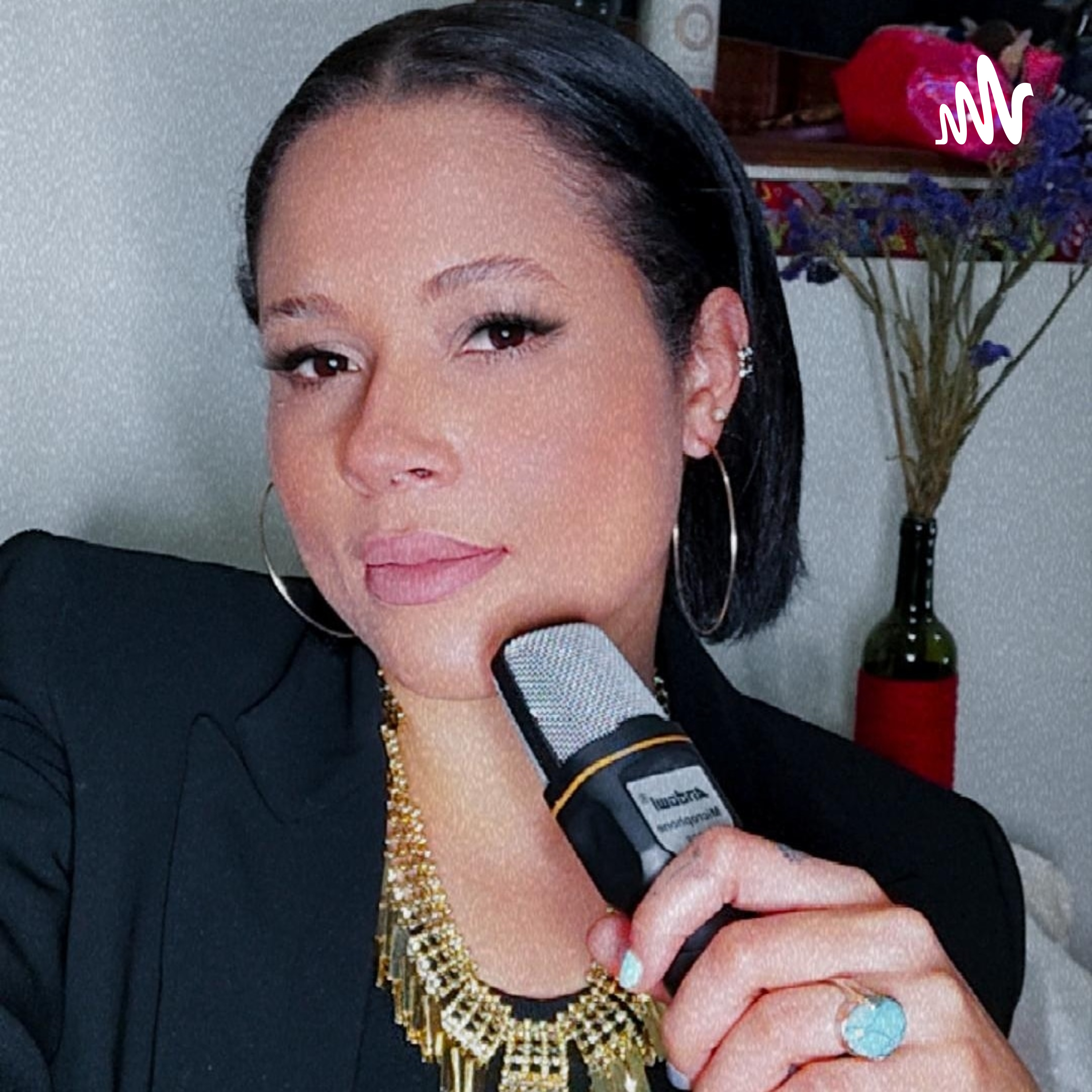 Un Café Cósmico Con Nena Cervantes