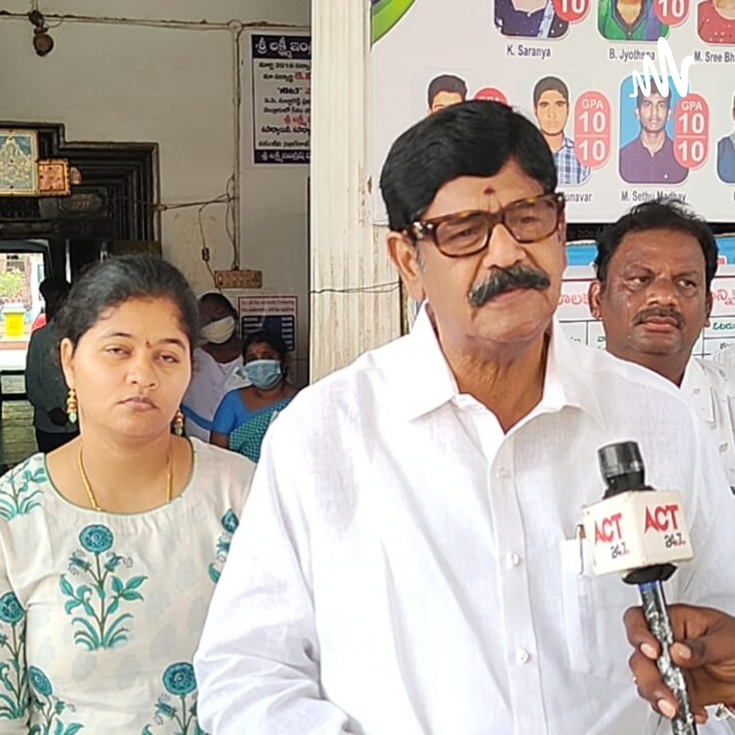 ఆనం సోదరులు అందరికీ ఆదర్శం