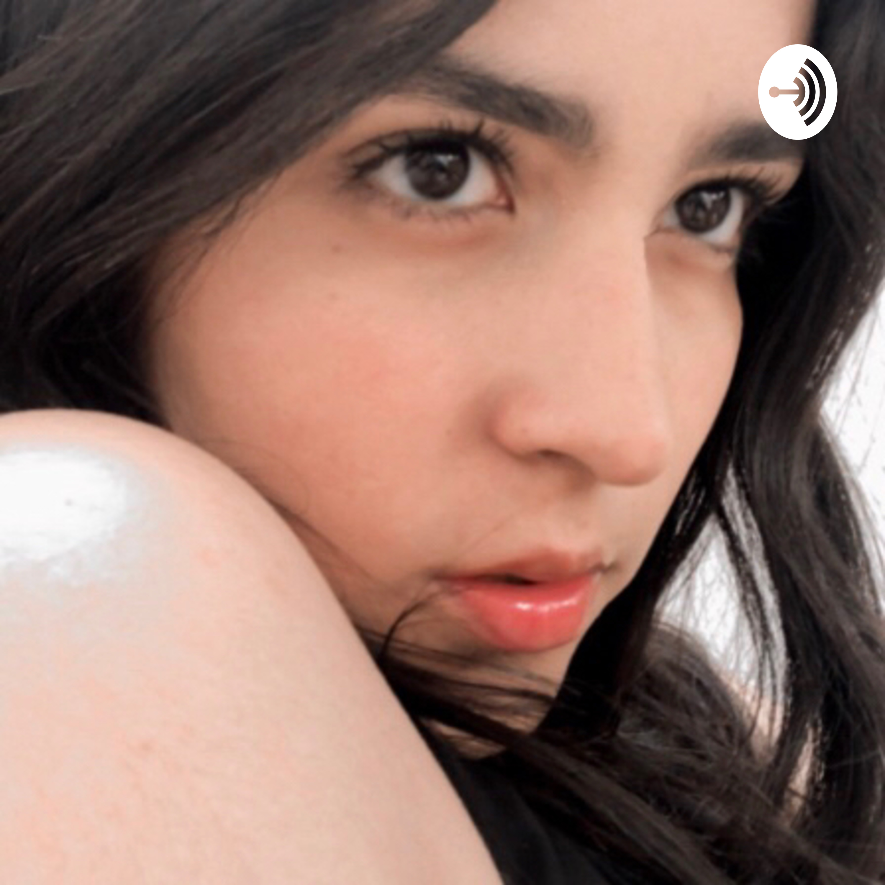 Una charla con Alexia podcast artwork