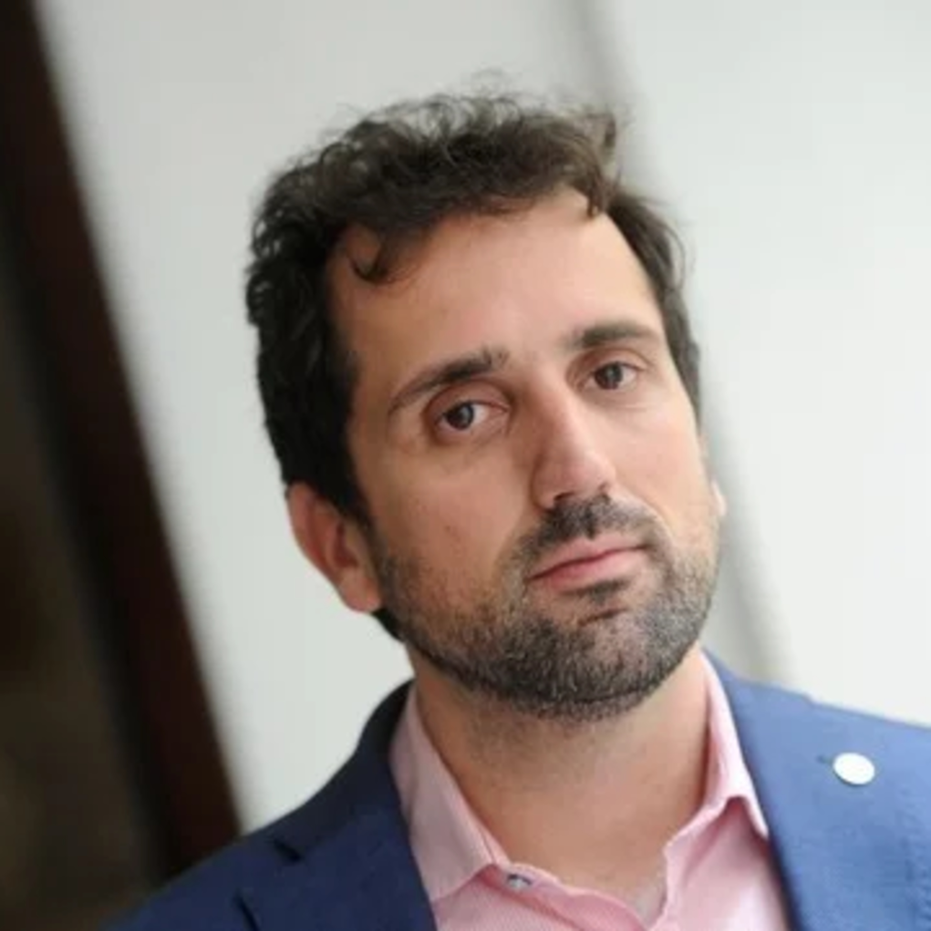 Diego Coatz y las claves de la macroeconomía en la crisis episode artwork