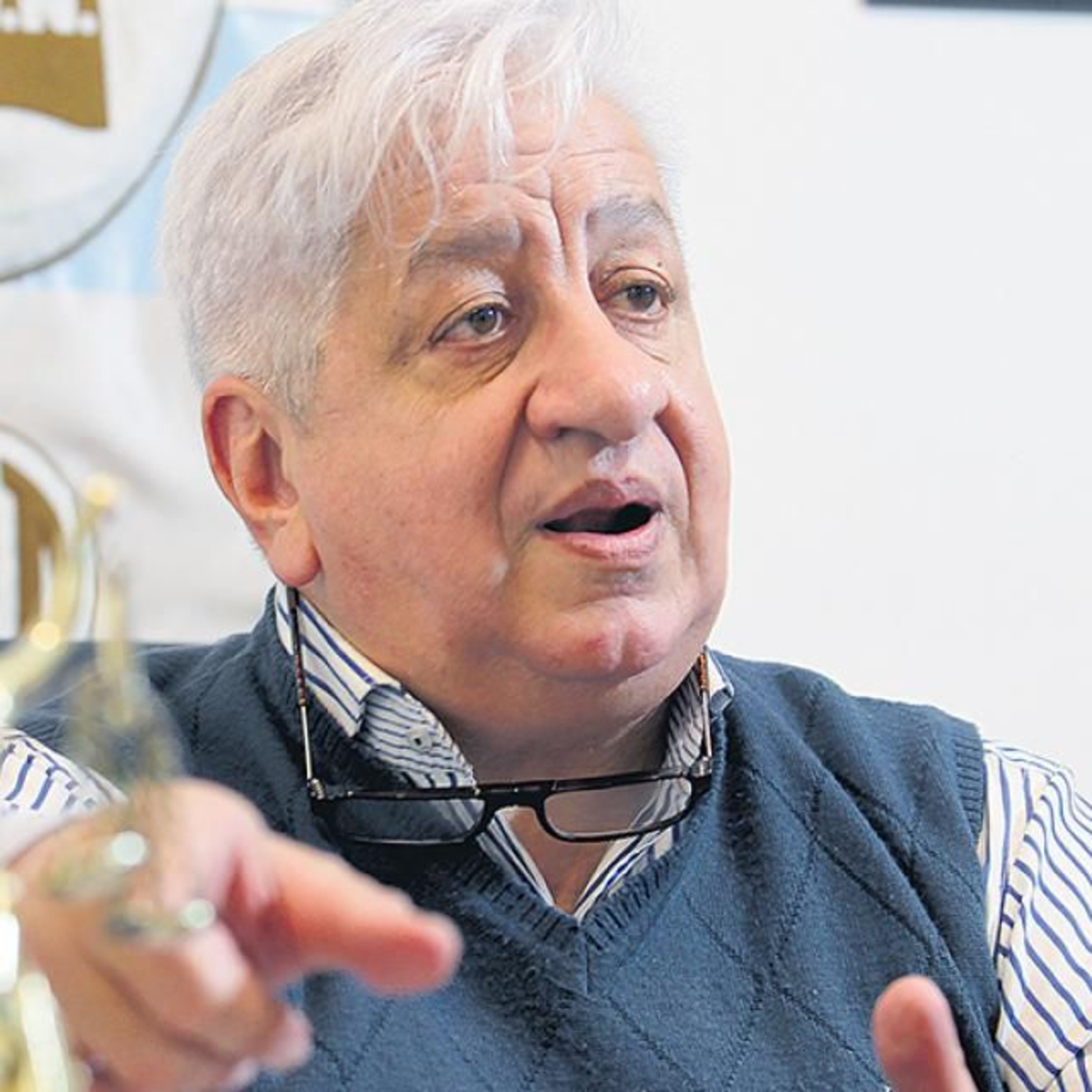 Julio Piumato "Nosotros nos confiamos más en una salida organizada" episode artwork