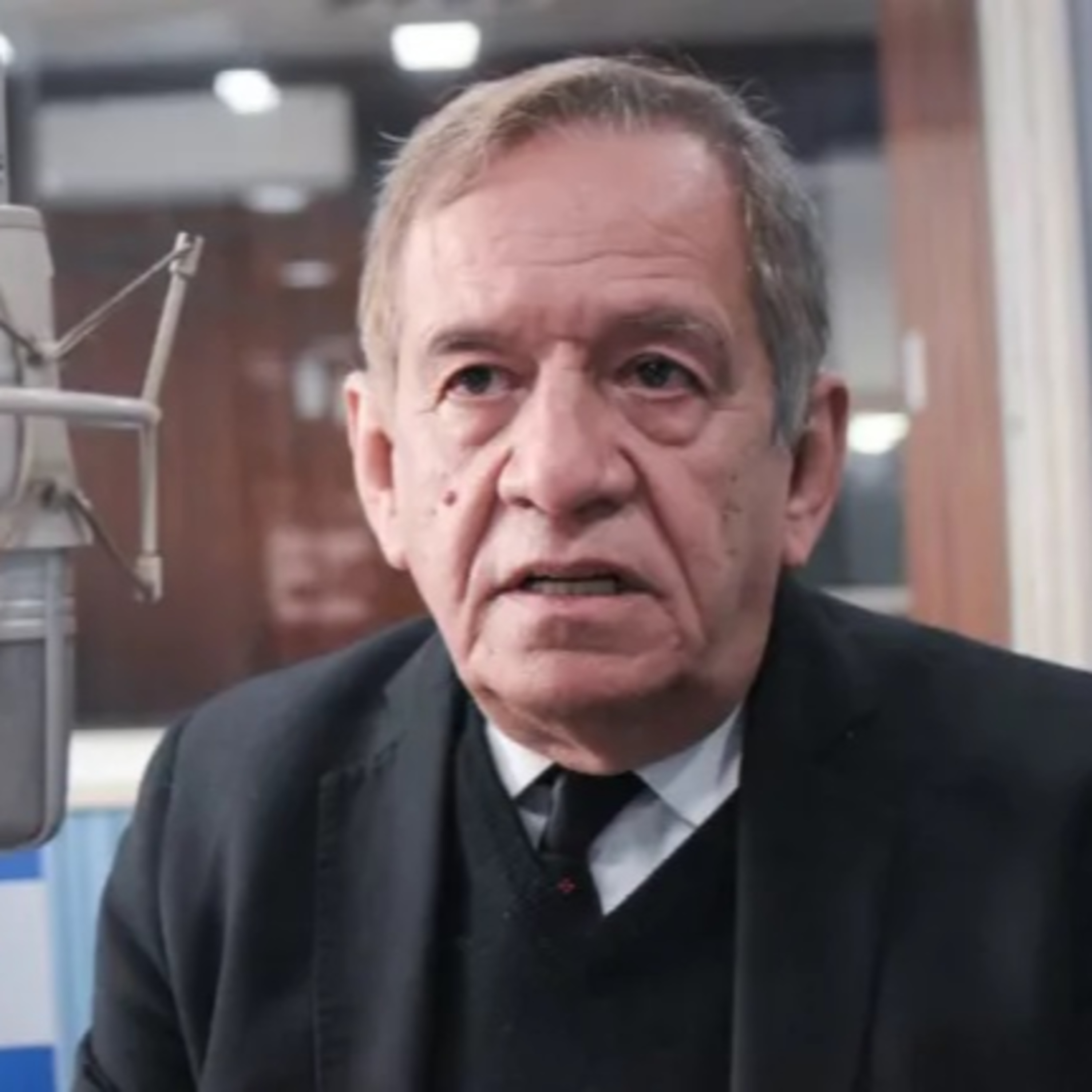 Luis Ger "Aumentan los precios y los únicos que ganan son los propietarios de las grandes empresas" episode artwork