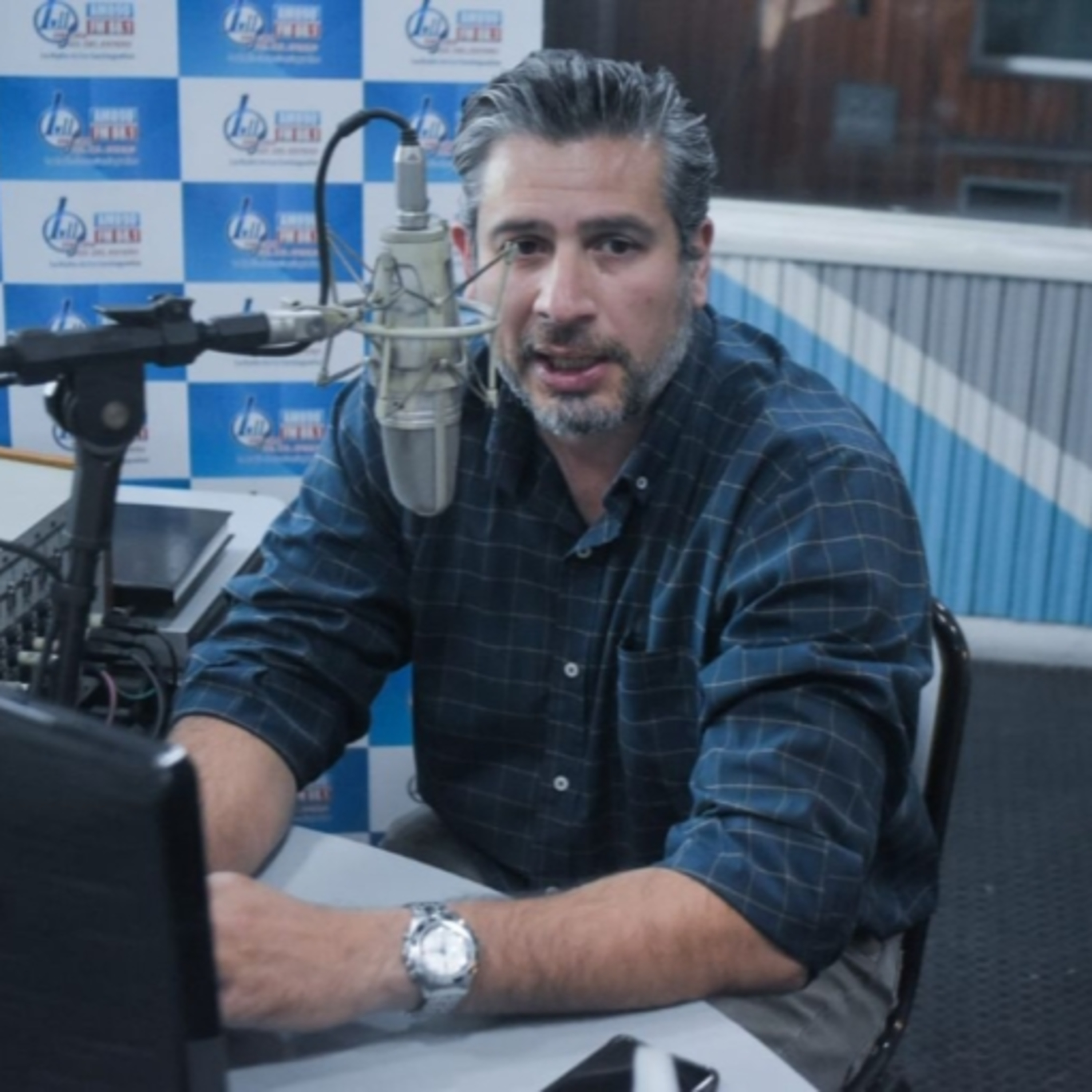 Nelson Bravo - "Hay todo un entramado para que el turismo hoy sea exitoso y central en el desarrollo de la provincia". episode artwork