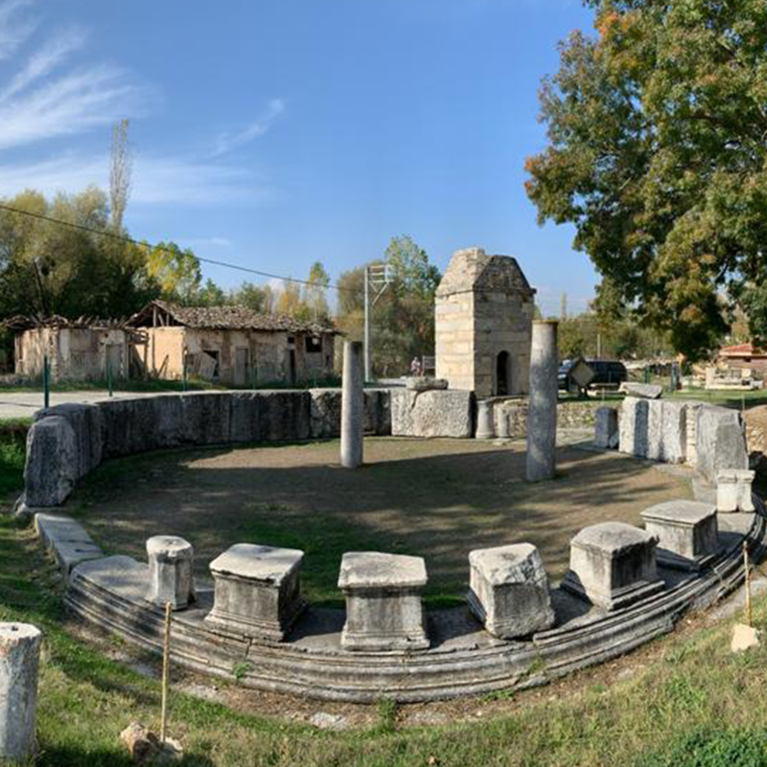 gezmekyetmez