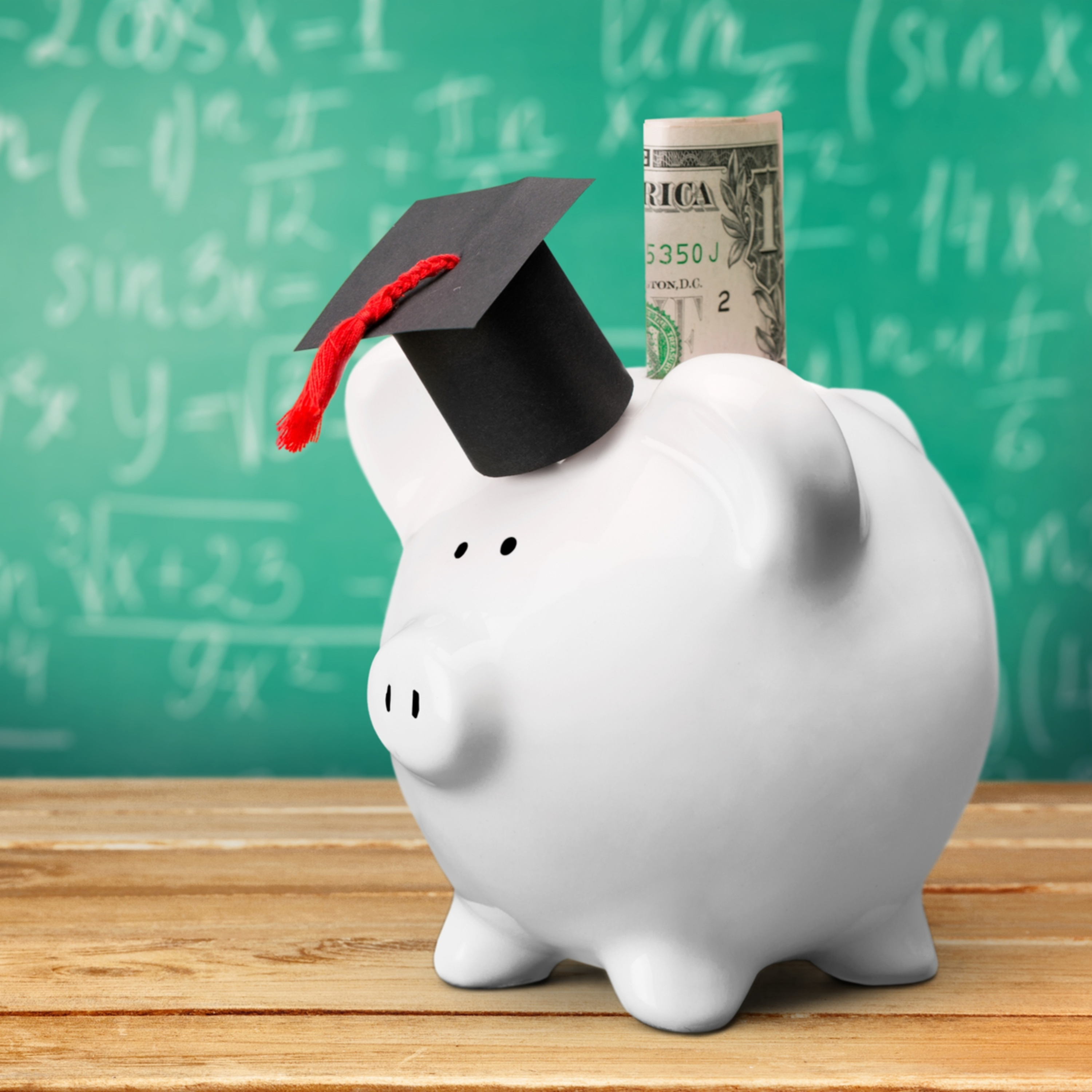 Episodio #108: Hablemos de... La Educación Financiera en México episode artwork
