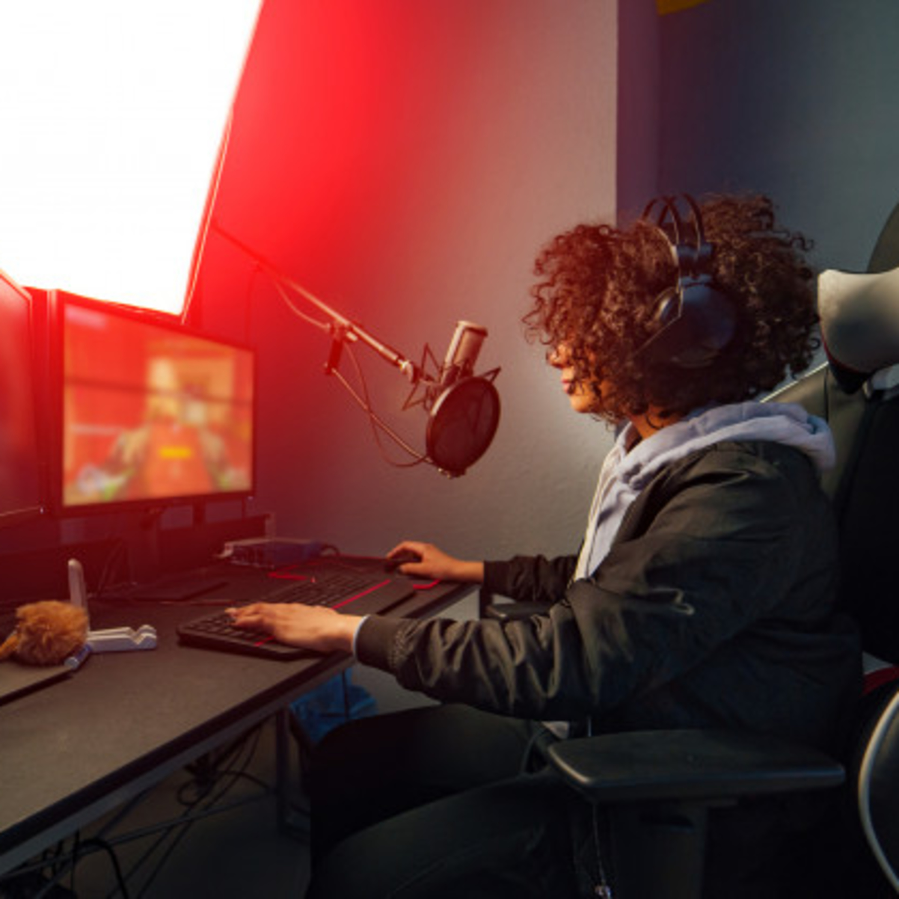 Episodio #142: Hablemos de... Qué he aprendido sobre trabajar con tus hobbies (pasatiempos) episode artwork