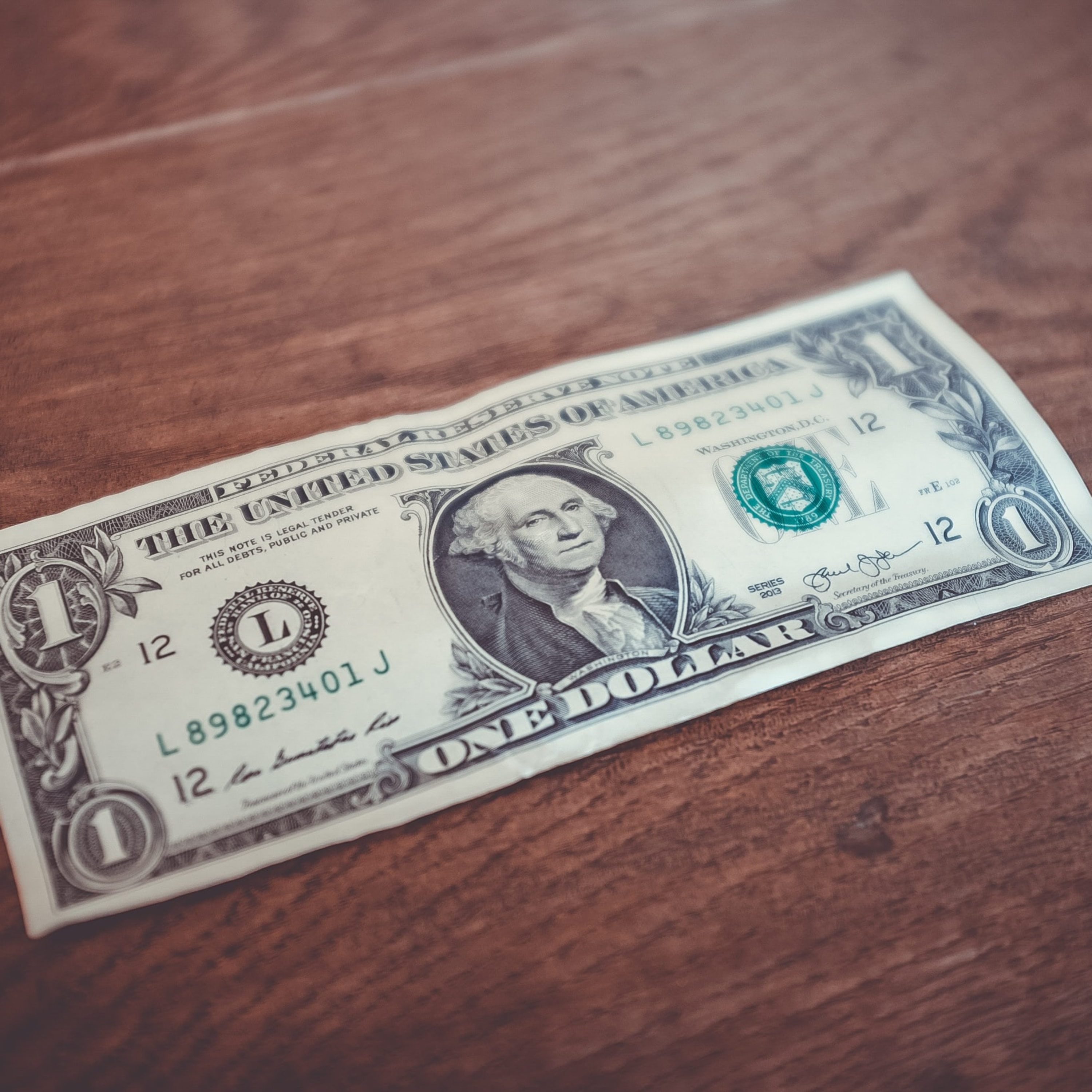 The Difference Between Credit & Debt: Understand Money episode artwork