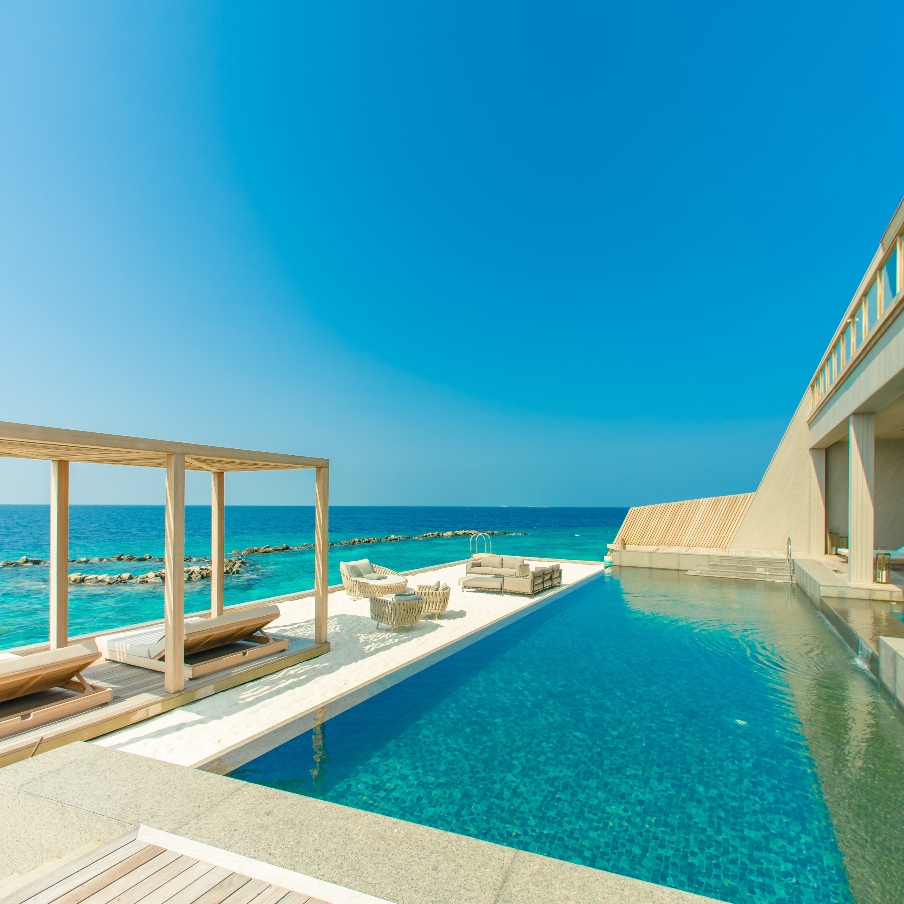 Millionaire Daily Habits: Number 1 Secret to Building Massive Wealth