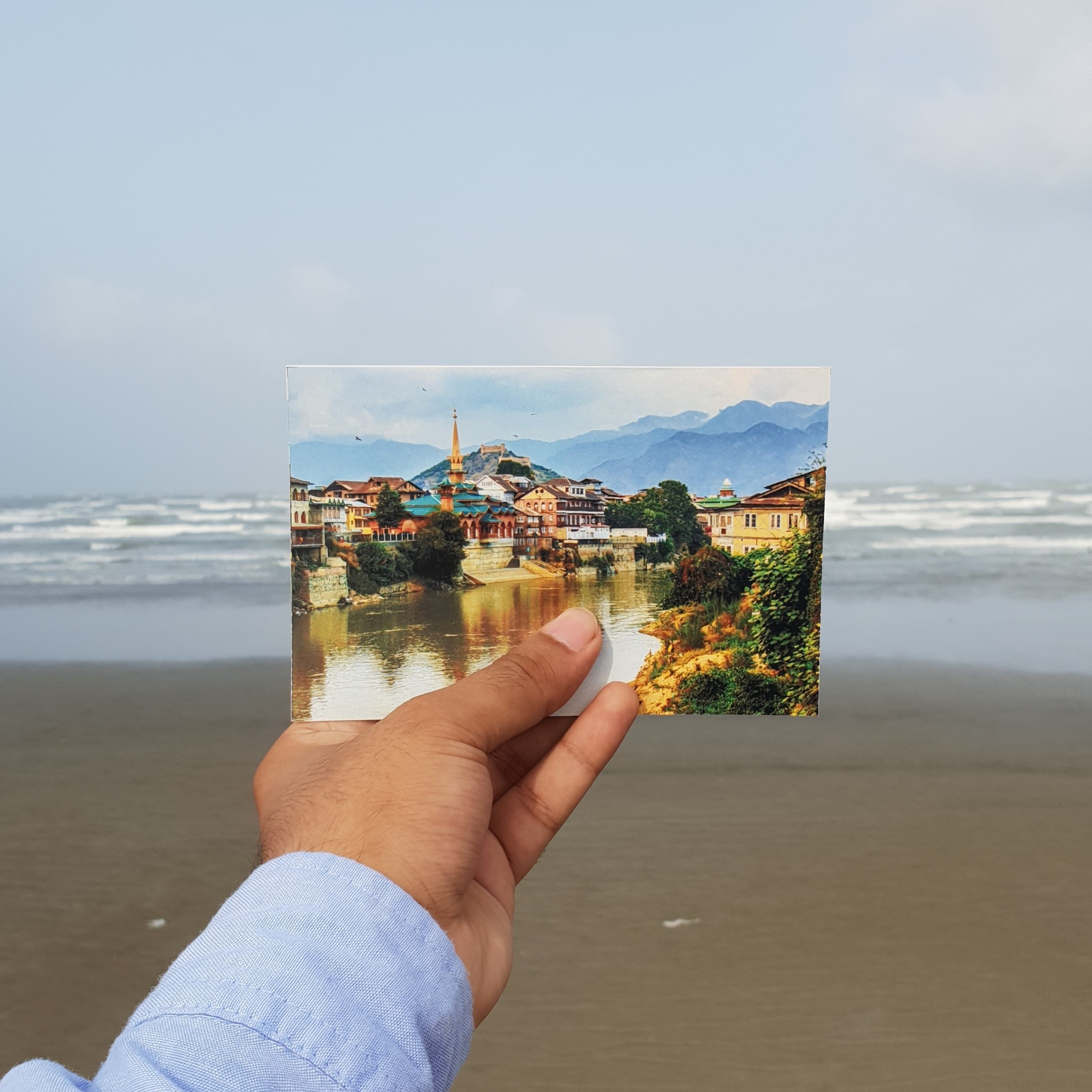 Kashmir Siege - Postcard from Kashmir Kashmir Siege - Postcard from Kashmir