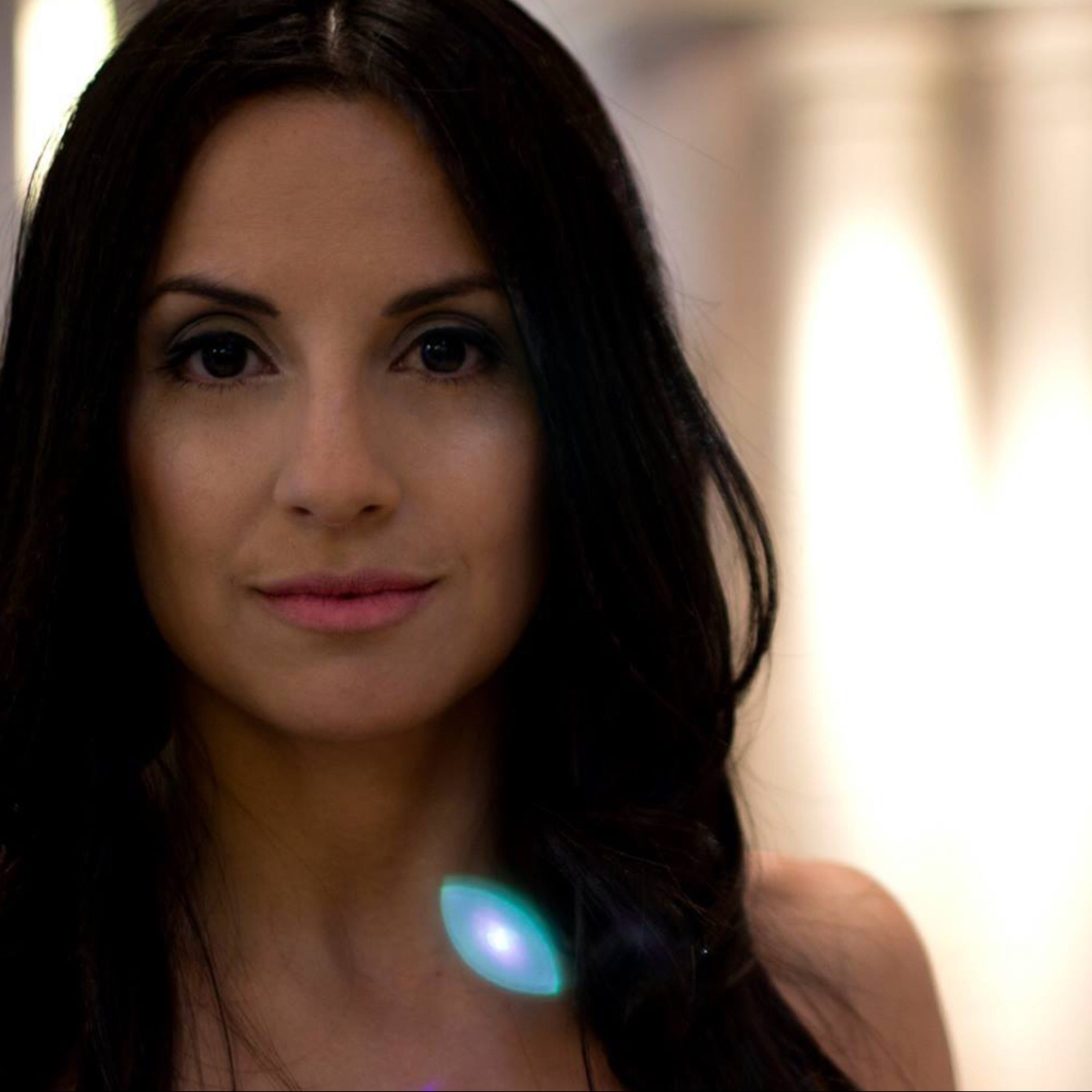 GLADYS PIERPAULI - La Construcción Narrativa