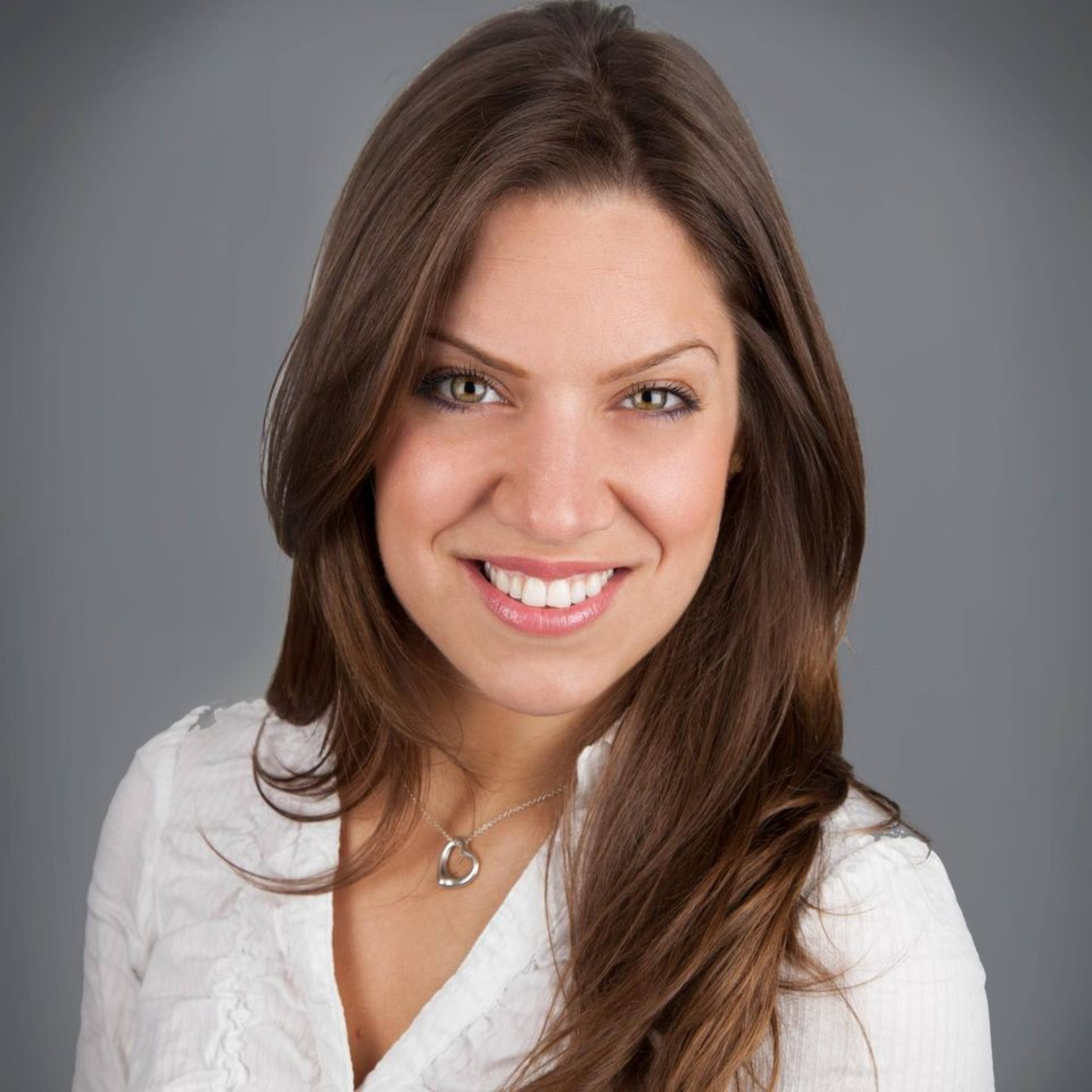 Erica Vincelli from THE MORTGAGE ADVISORS  episode artwork
