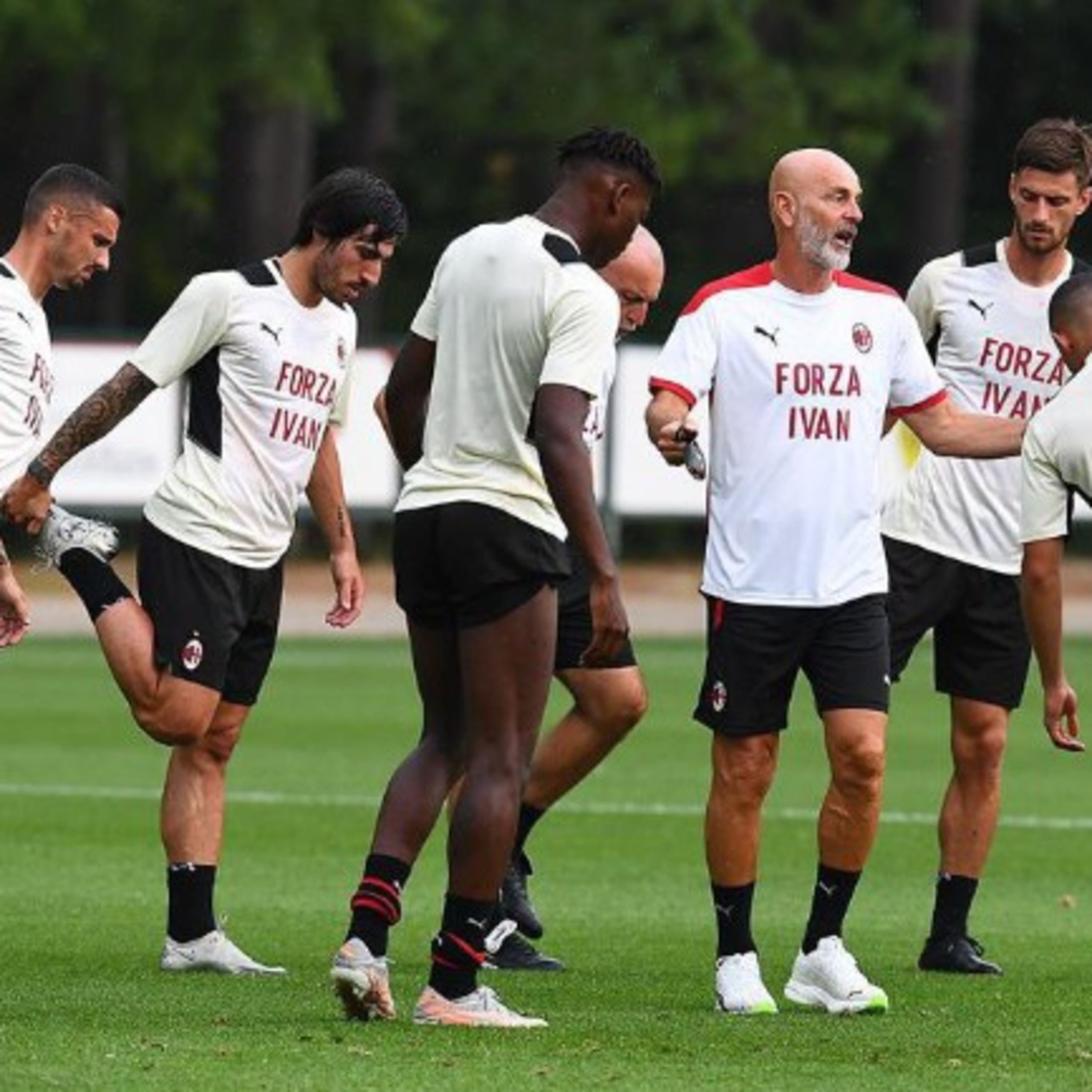 Review Milan 5-0 Modena | Friendly Match episode artwork