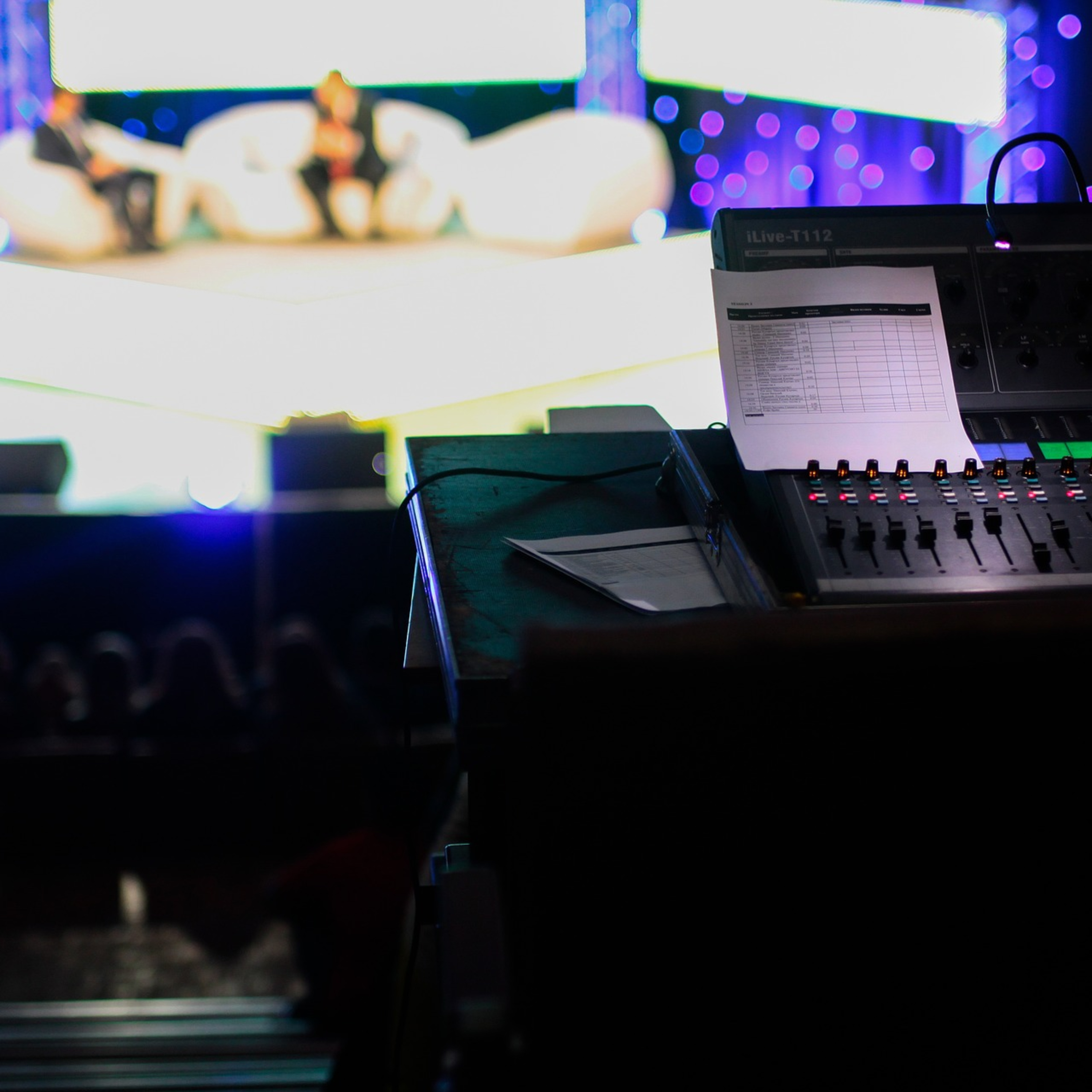 cover of episode Contro i tabù show!