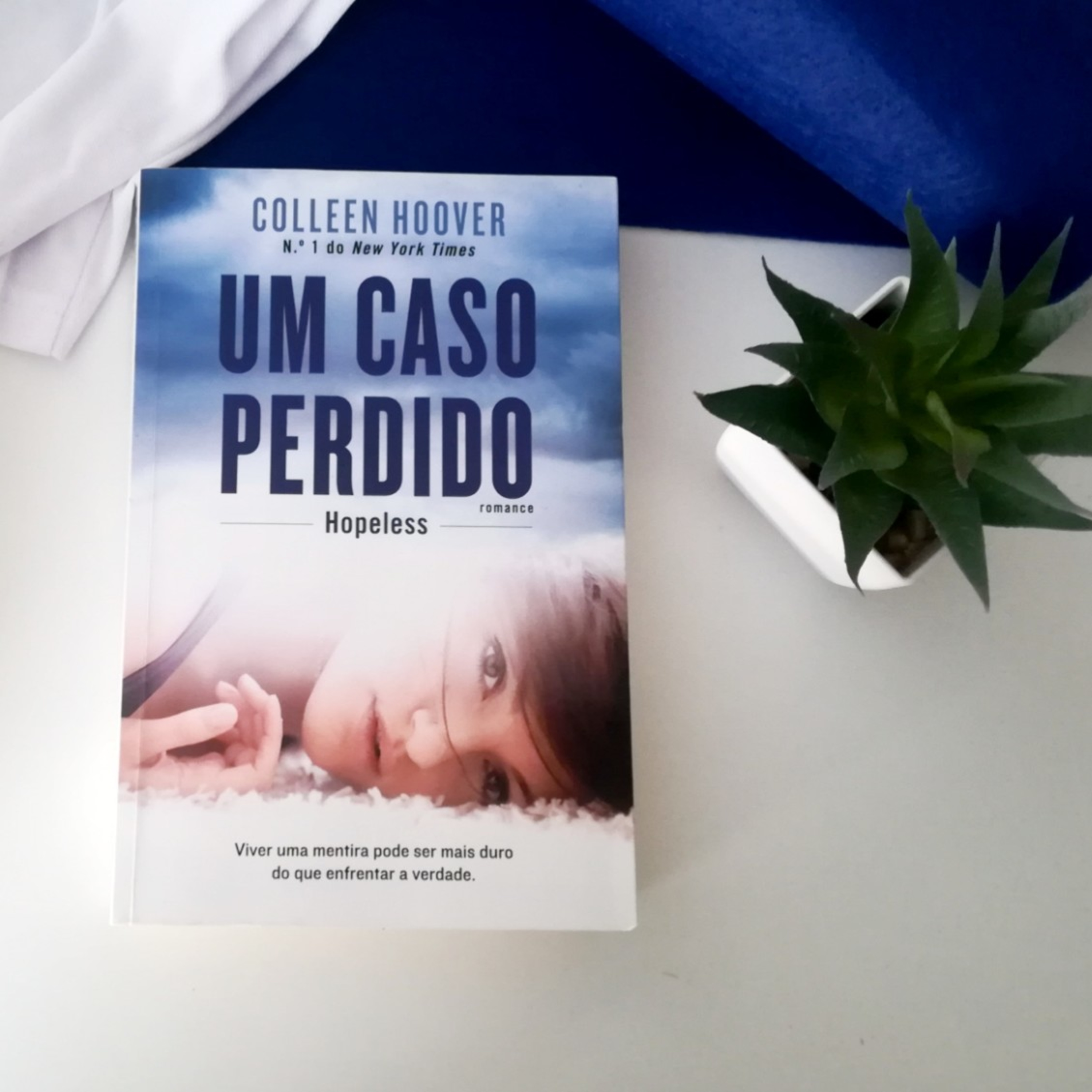 A Estante De Livros