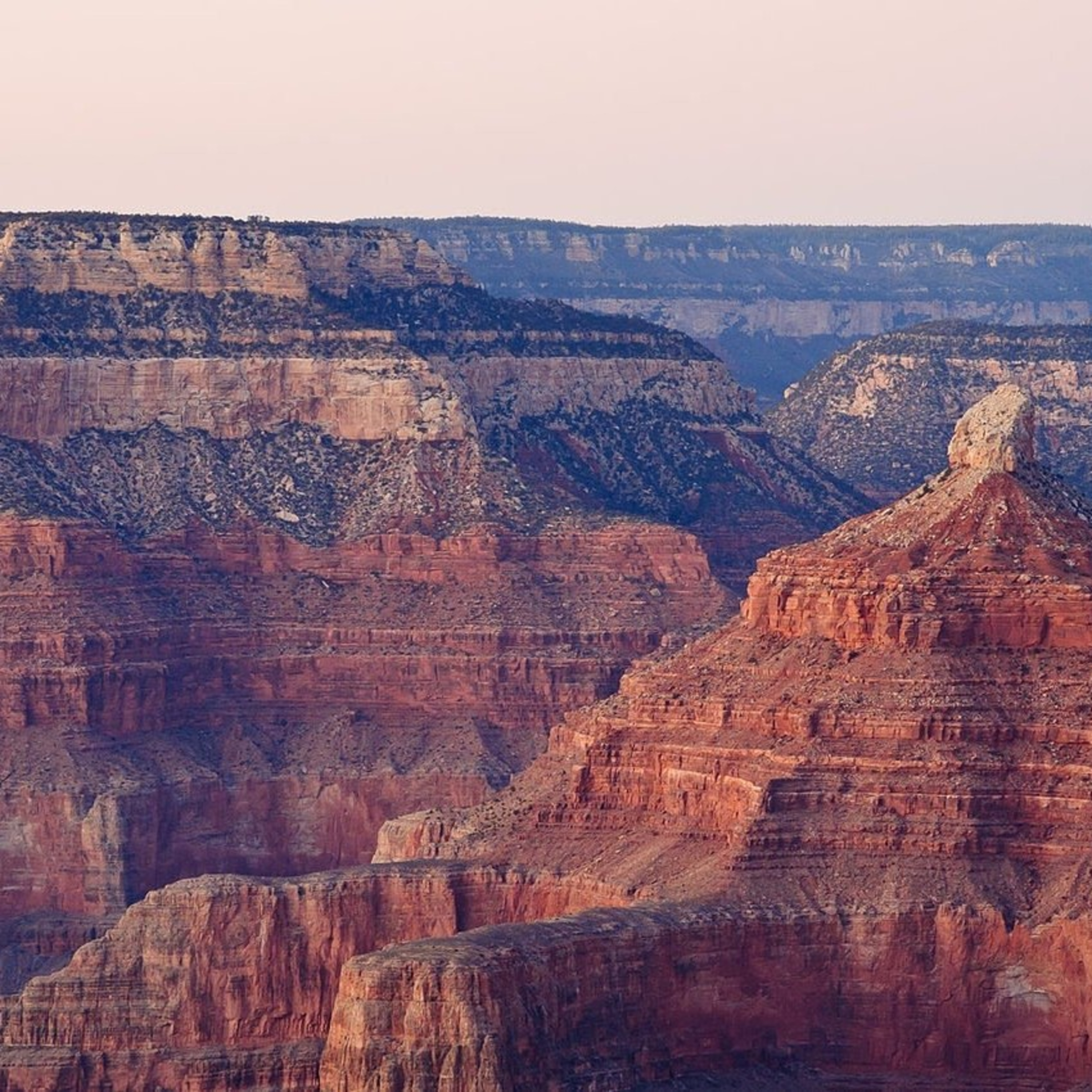 Natural Vishnu Temple in Grand Canyon

Colorado USA