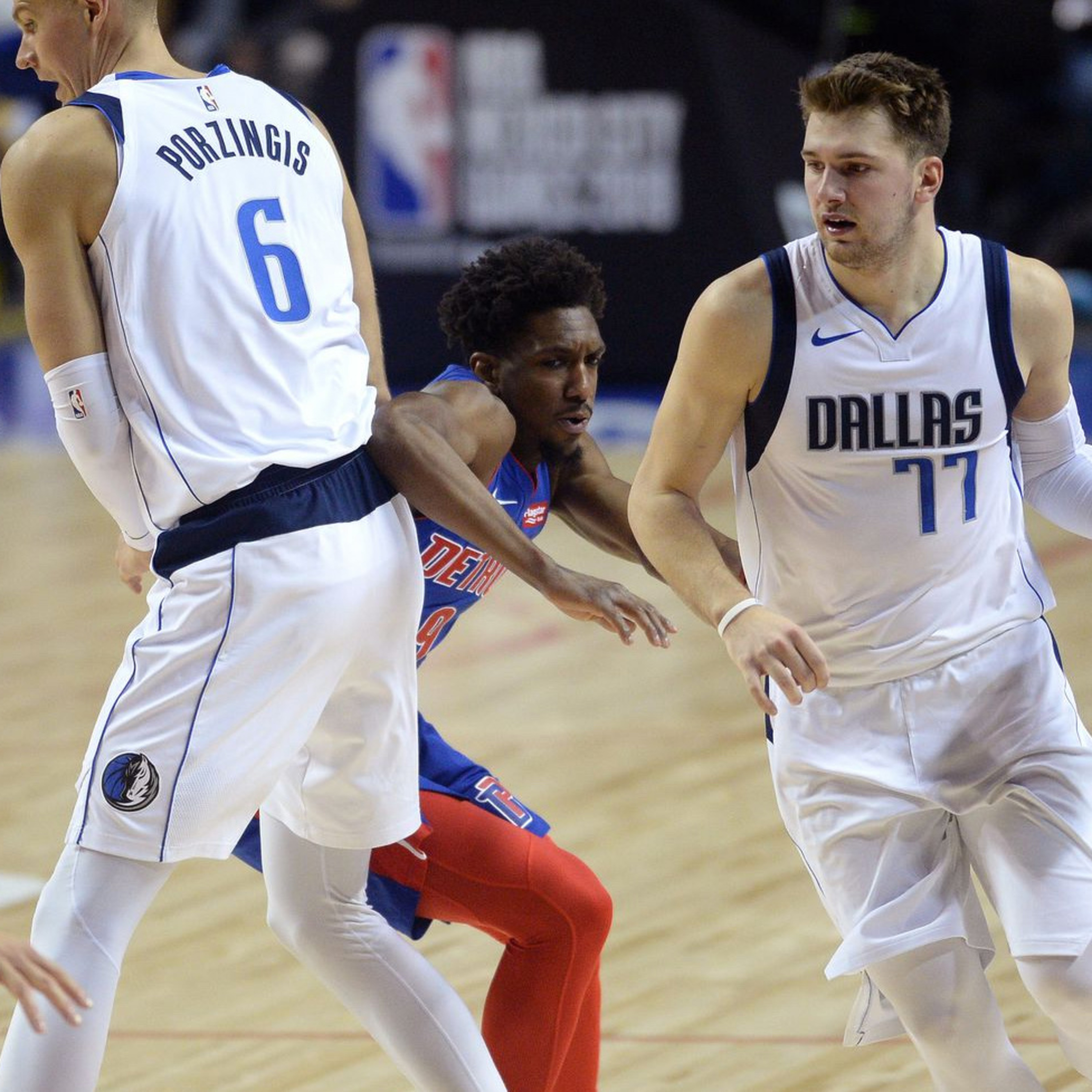 Podcast #299 - Tendências defensivas e como afetam Mavs e Bucks episode artwork