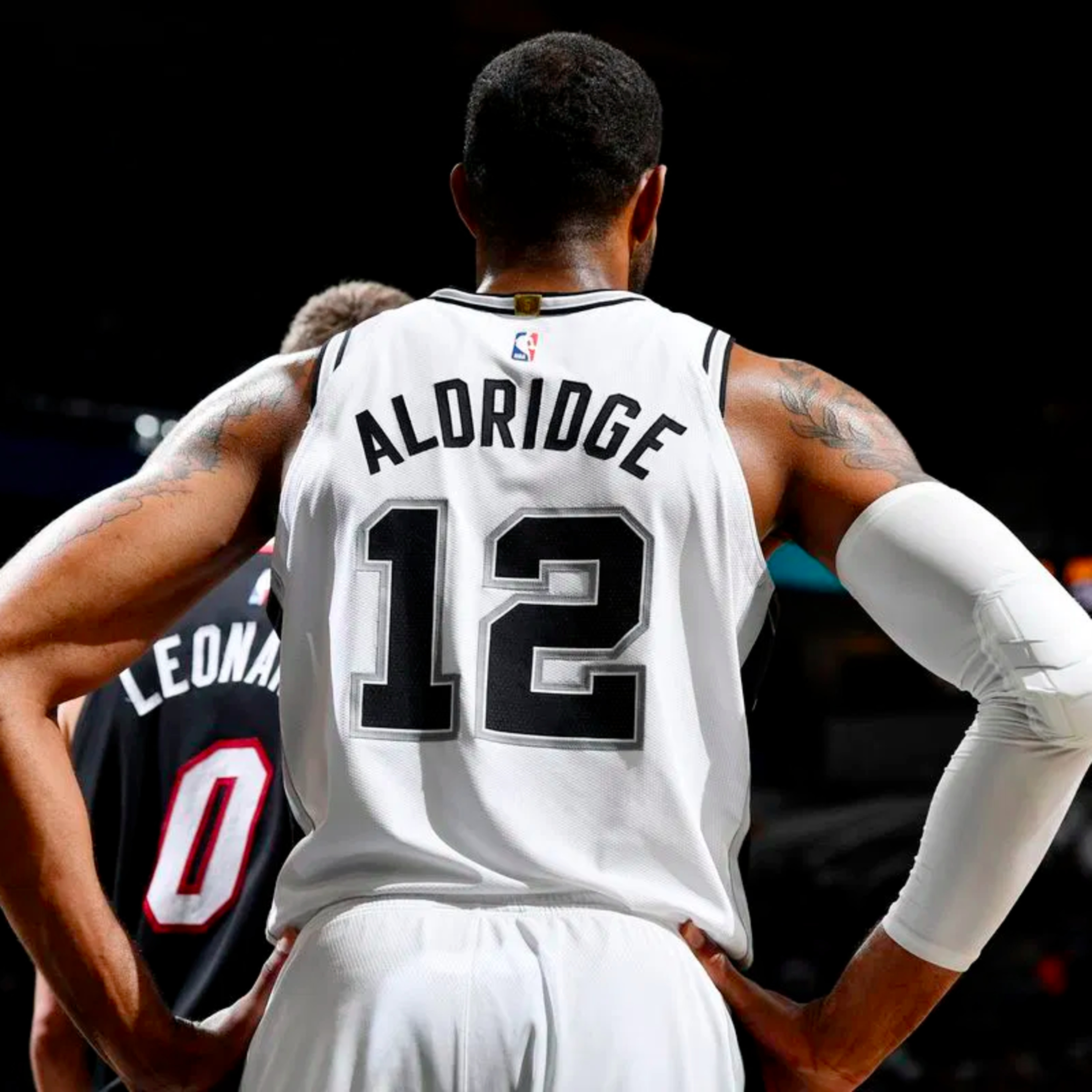 Podcast #304 - Os ricos ficam mais ricos após os buyouts na NBA? episode artwork