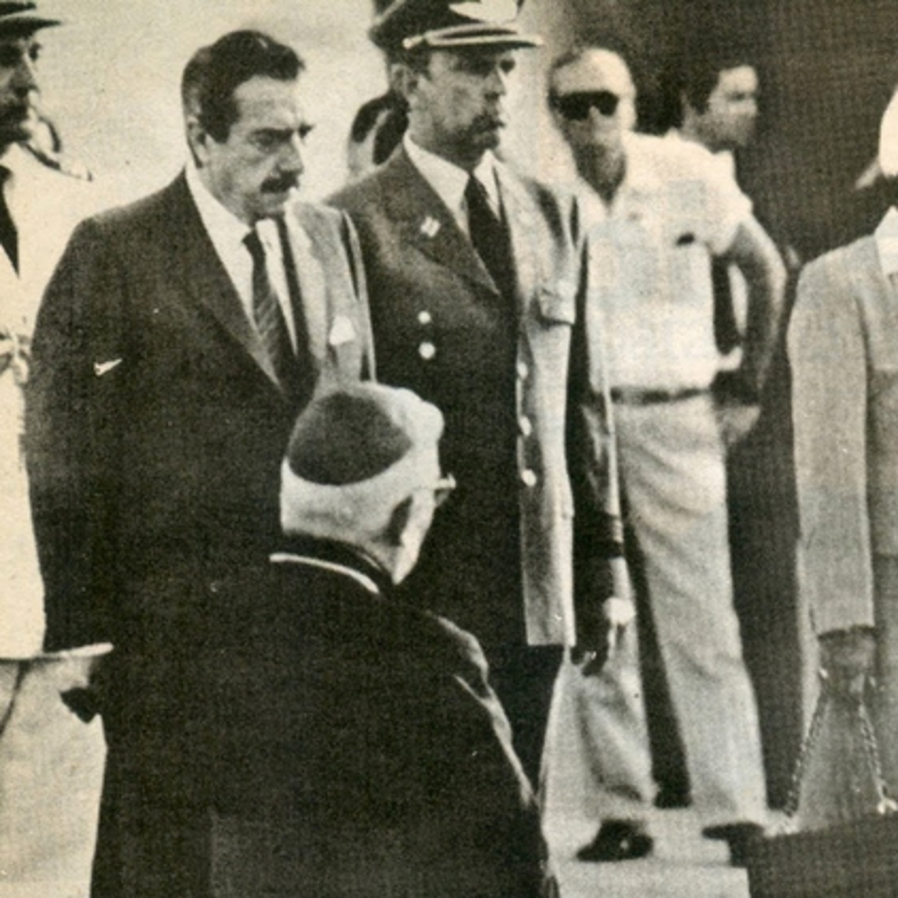 Autor R. Sara