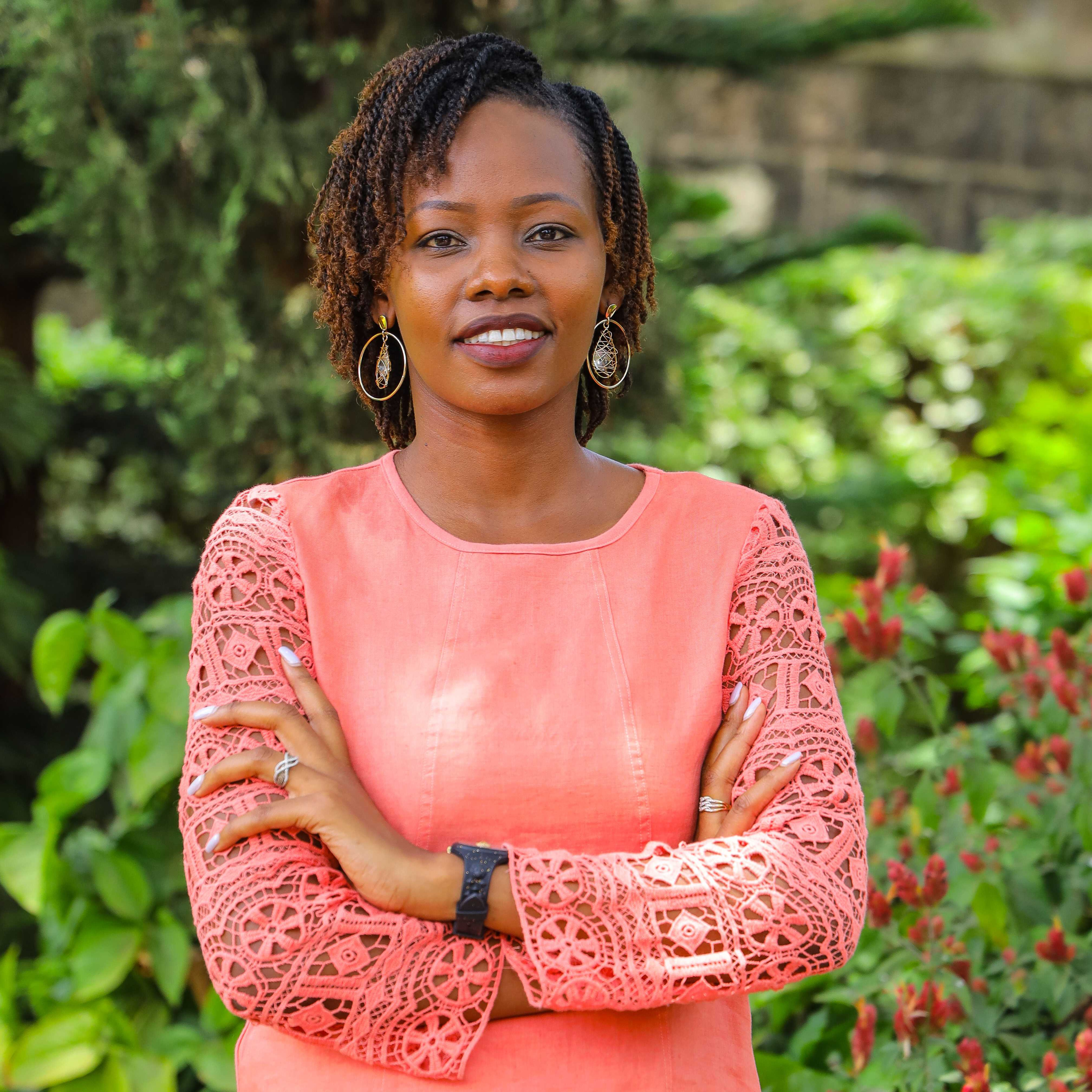 8. Climbing Up The Corporate Ladder - Sellah Bogonko (The Play House)