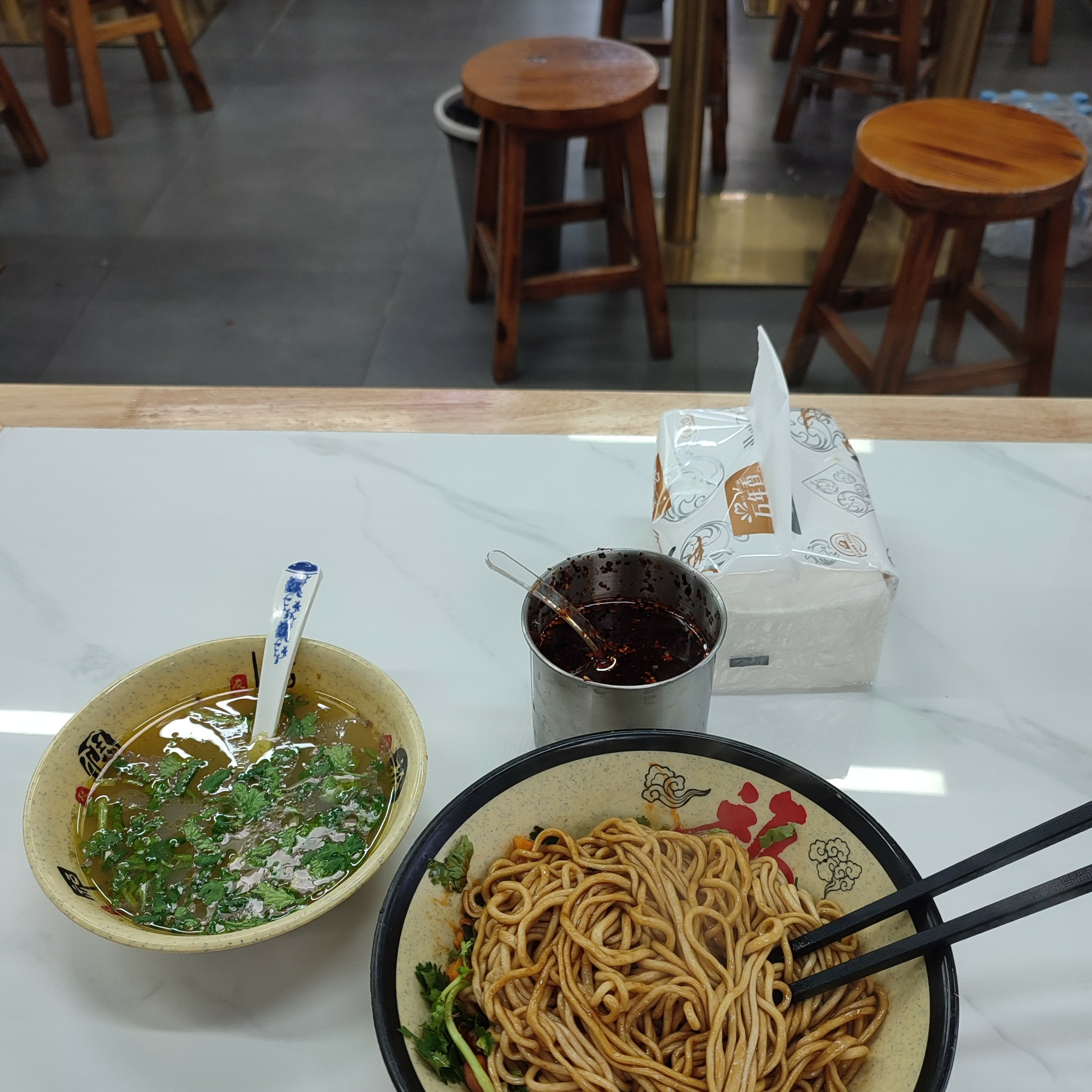 上海にいるよーん