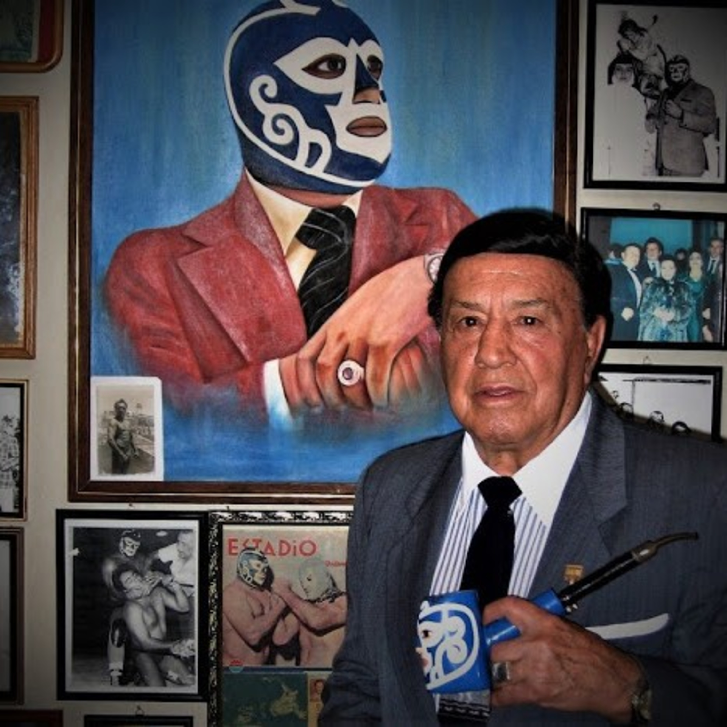 Lucha Y Mas