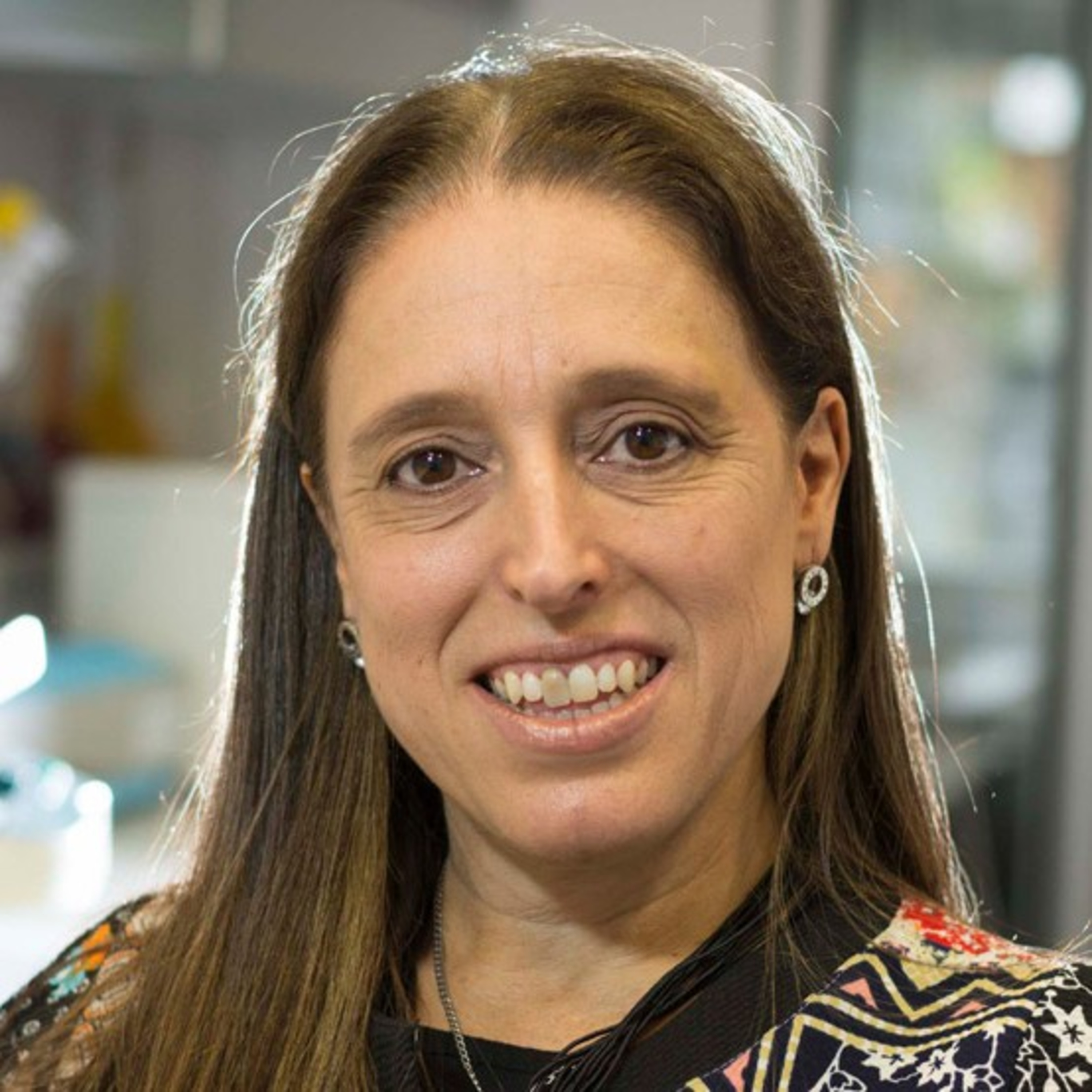 La investigadora argentina Fernanda Parborell ganó uno de los premios 25 Mujeres en la Ciencia episode artwork