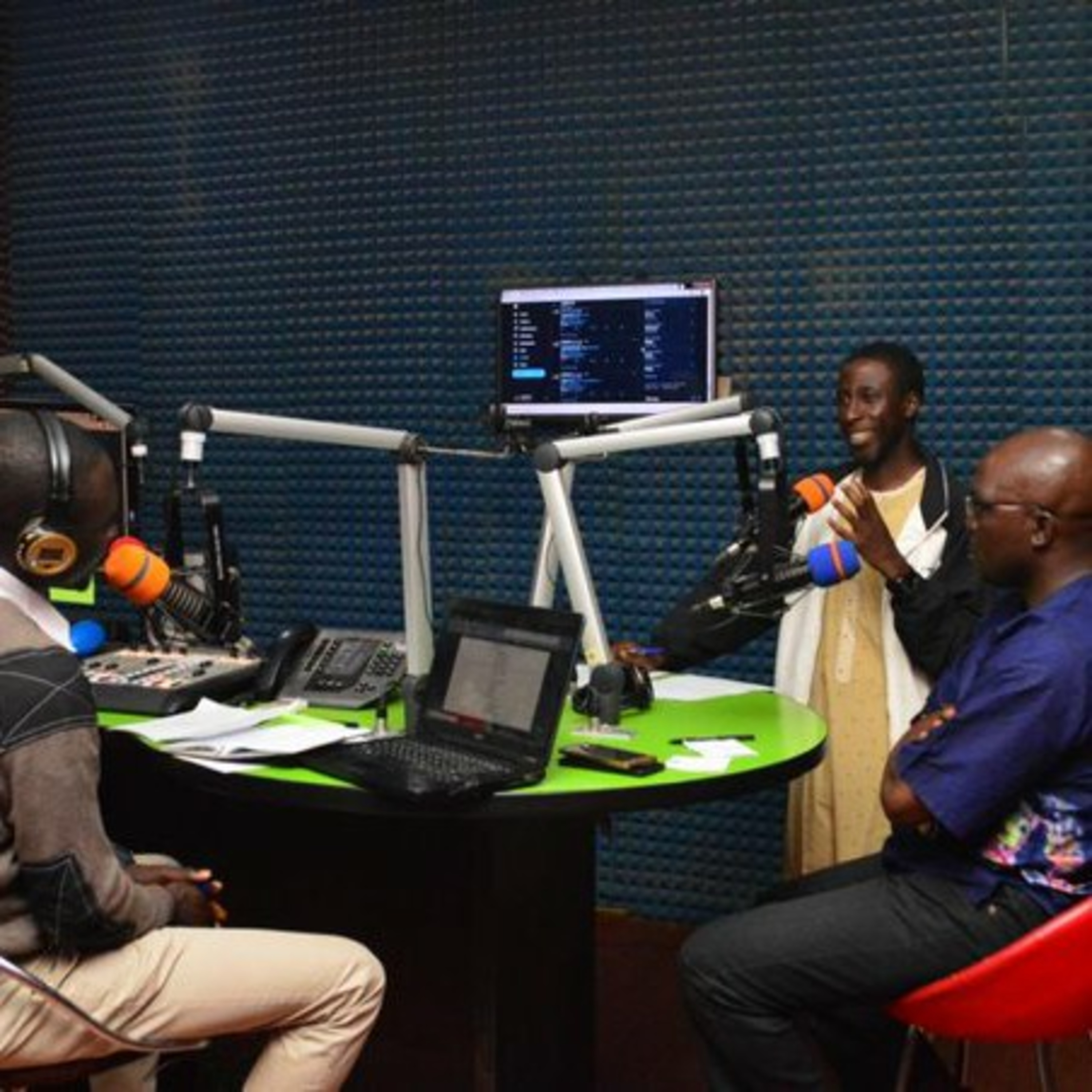 Building Bridges On JayFM 101.9