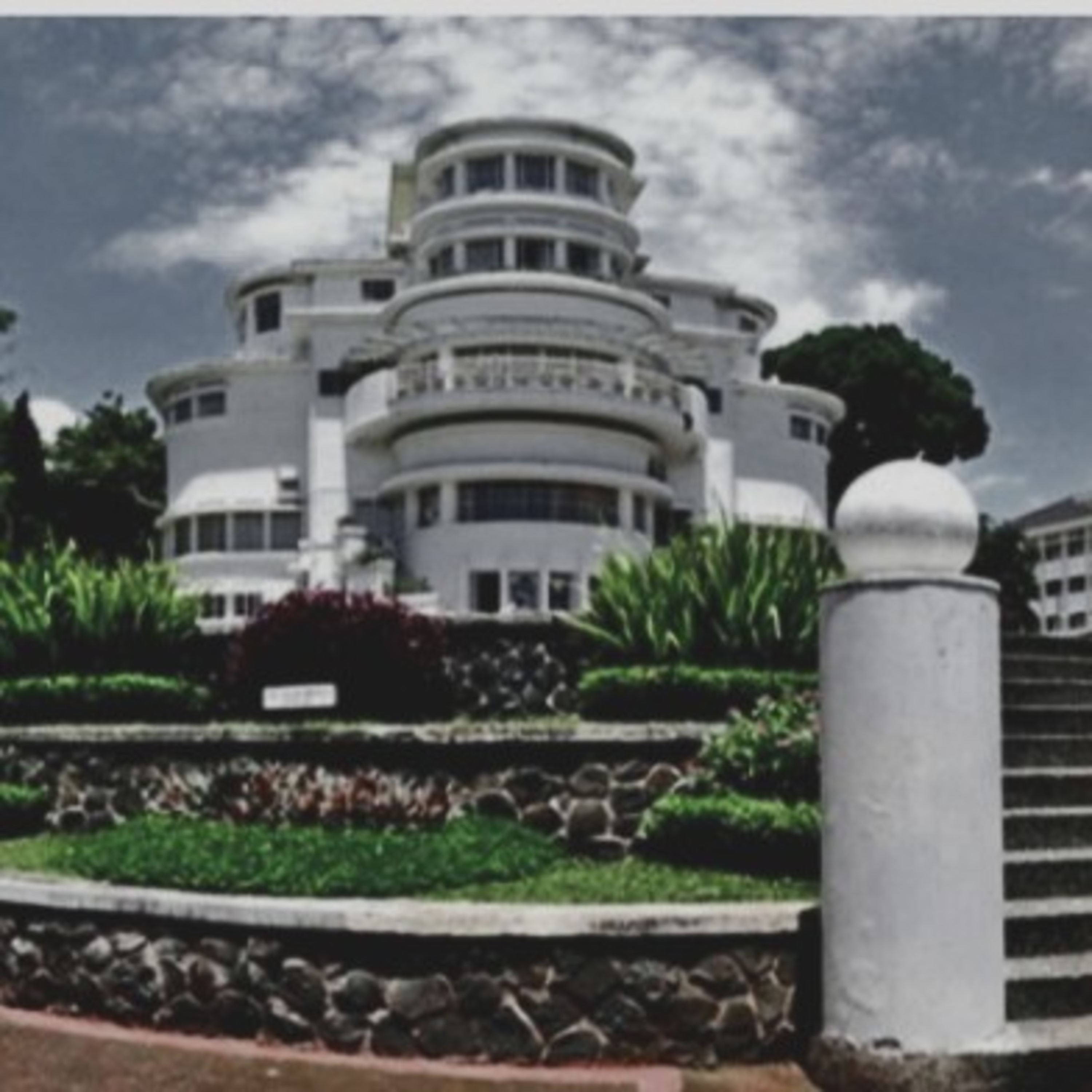KEPEMIMPINAN