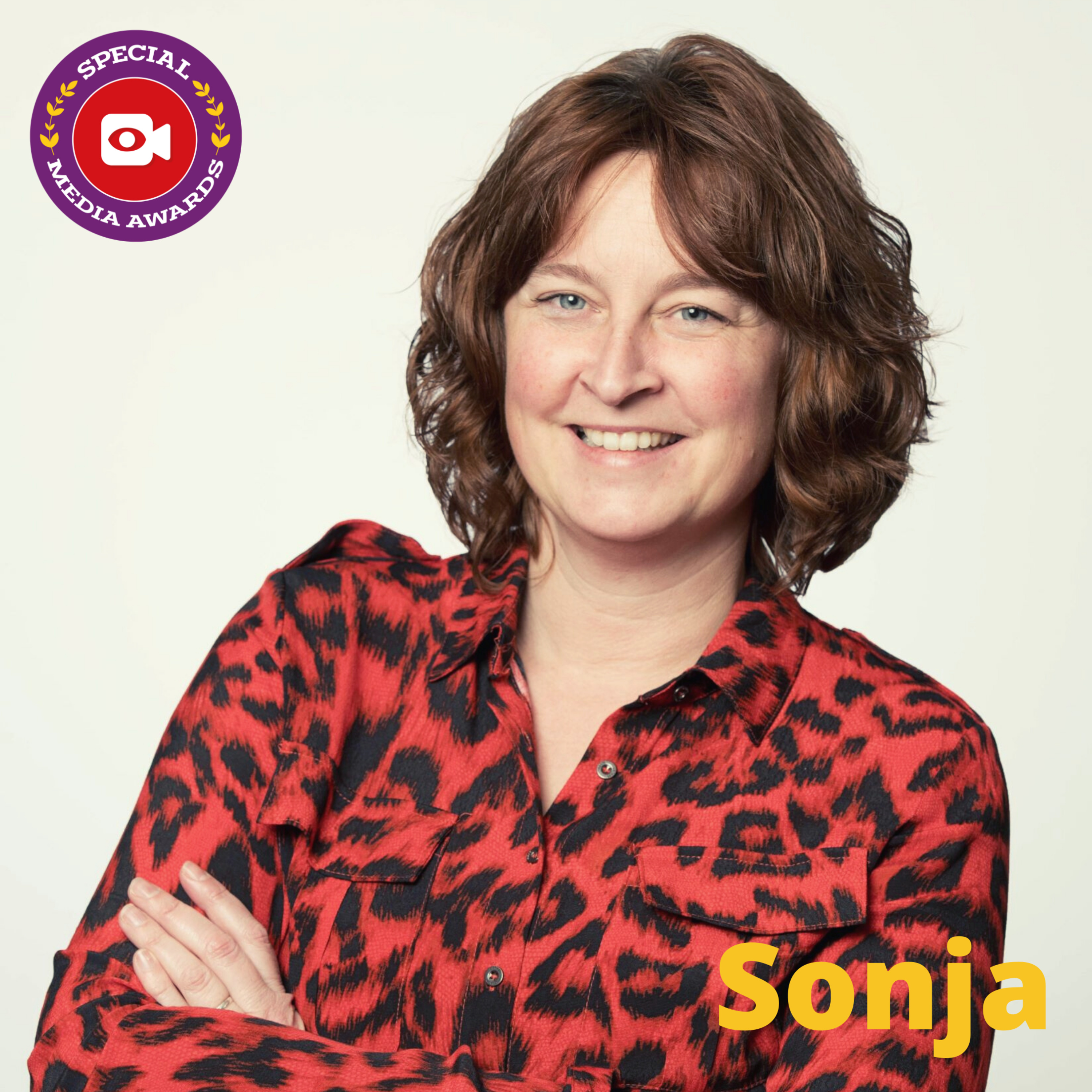 #58 Sonja Heijkamp van de Special Media Awards praat met DJ / Dichter Asya  episode artwork
