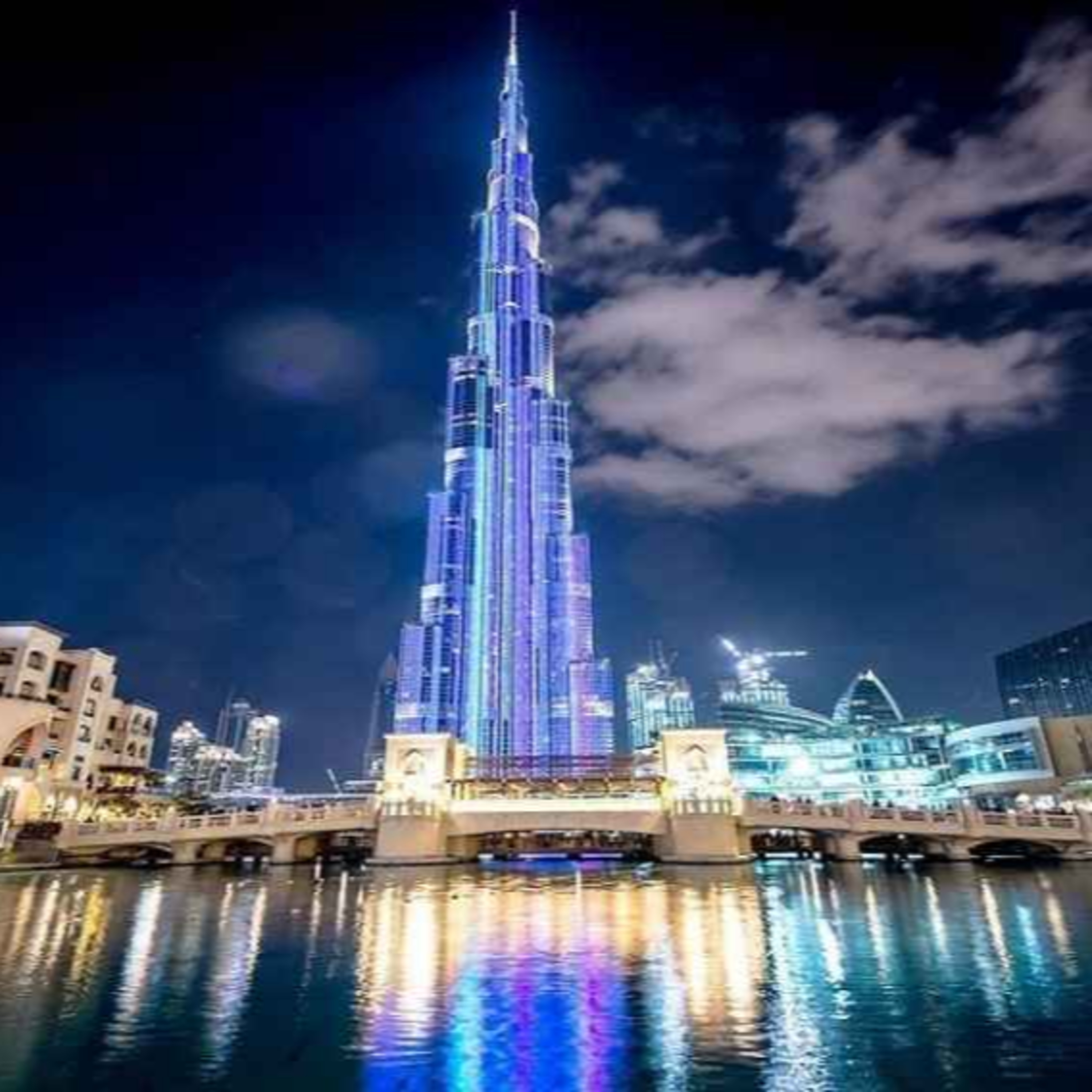 Buy Online tickets now to visit Burj Khalifa tours
