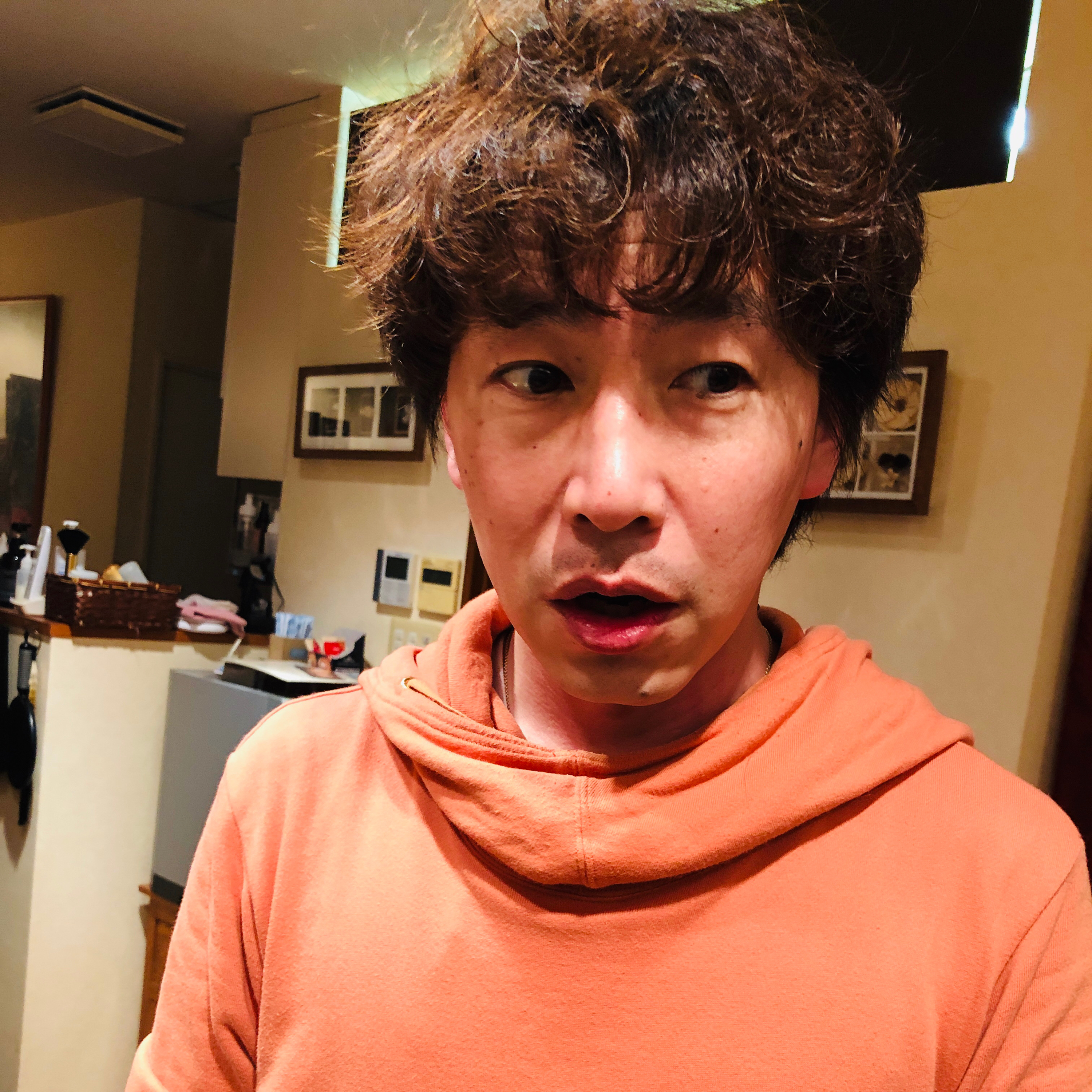ep45【マニキュアでグレイヘアを素敵に】荒川区中高年アイドル田仲の3分トークラジオ番組☆あなたのおかげ☆／荒川区三河島美容室オカゲと江東区森下美容室アティックのオーナーです。 episode artwork