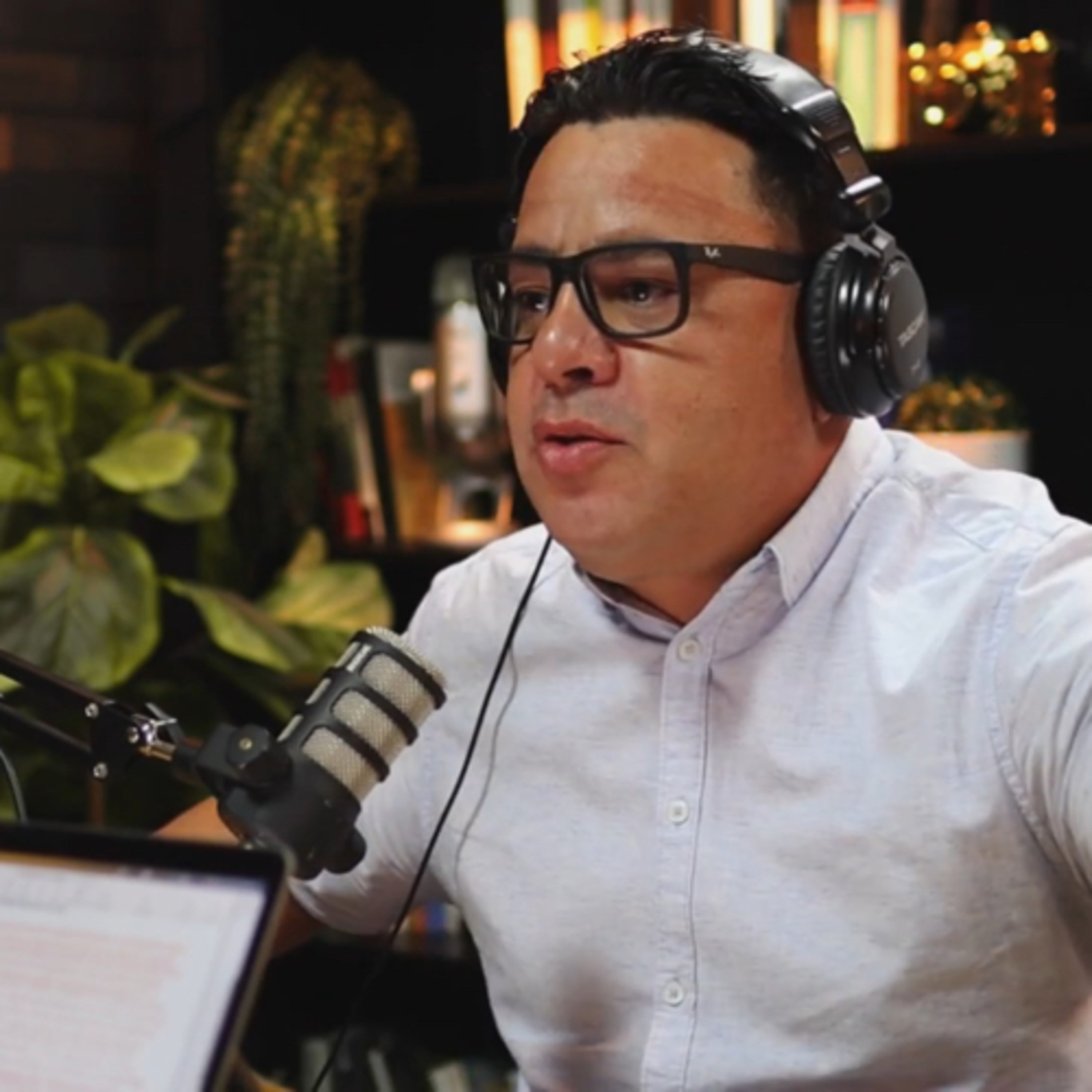 La Disciplina en la Iglesia - con el Pastor Jimmy Valedón thumbnail