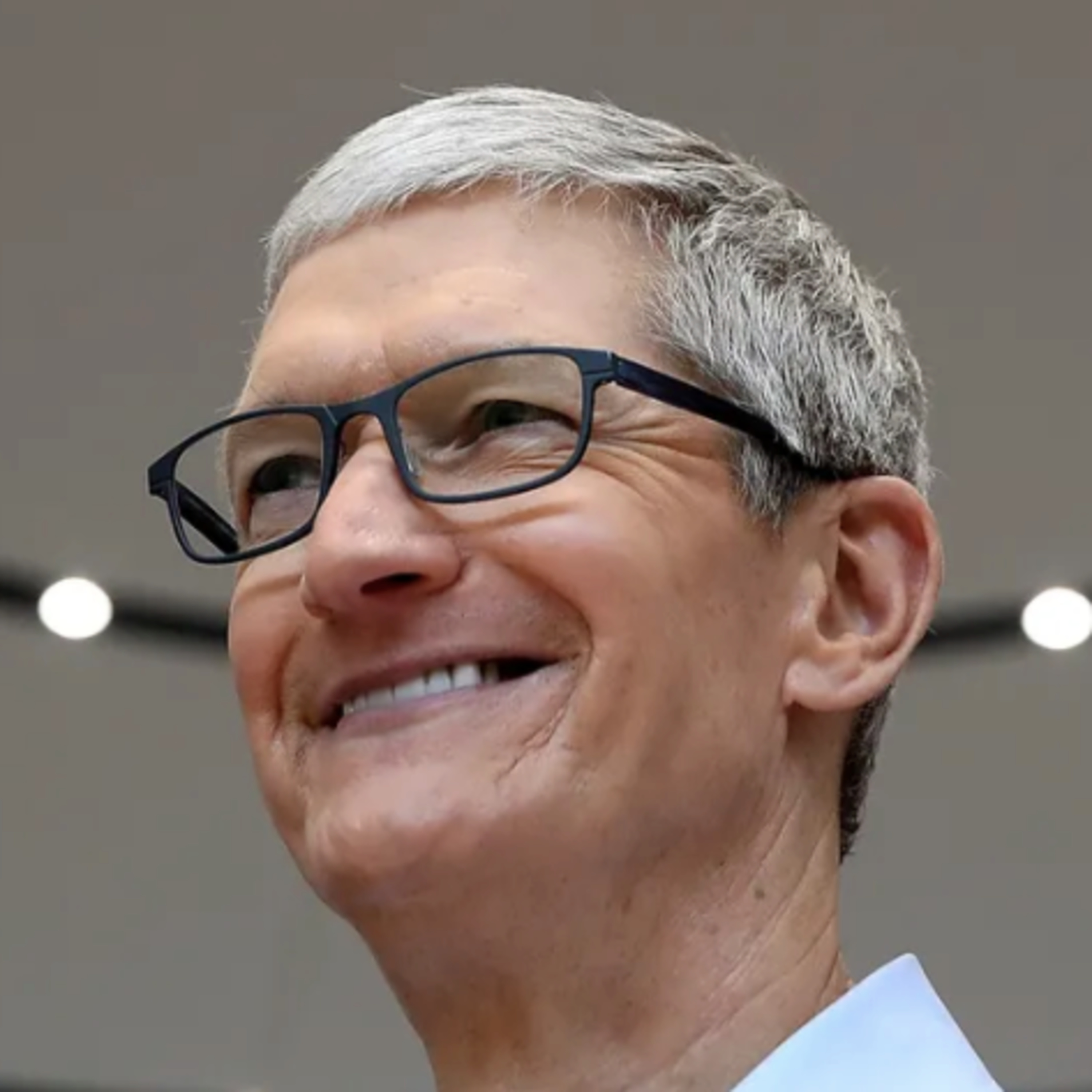 Clubhouse 科技趣聞 : 好文分享 + 討論 Steve Jobs 辭去 CEO 十年。Tim Cook 下的 Apple 今天是怎樣 episode artwork