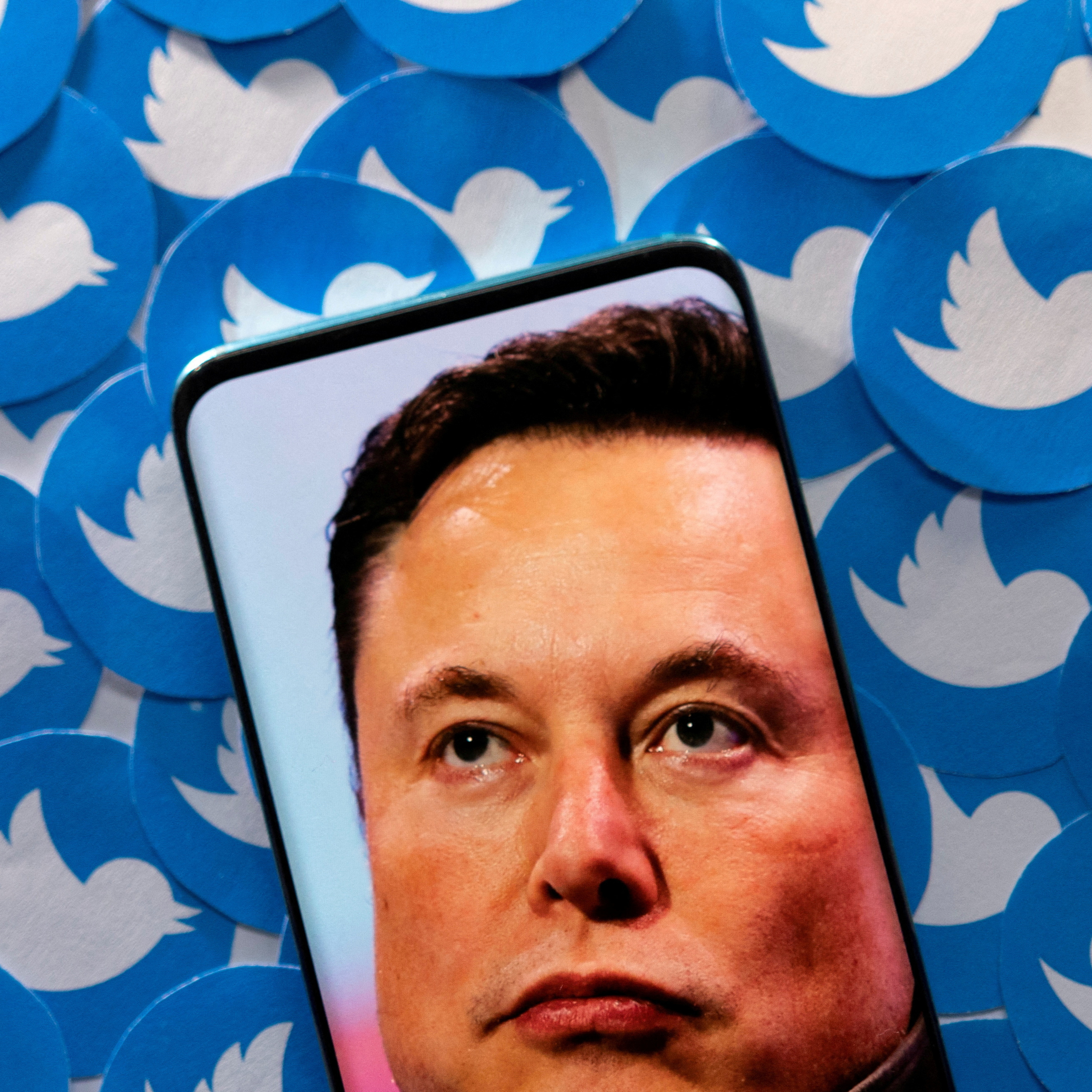 搬洗手盆去炒人？Elon Musk 接手 Twitter 後趣聞合集！ episode artwork