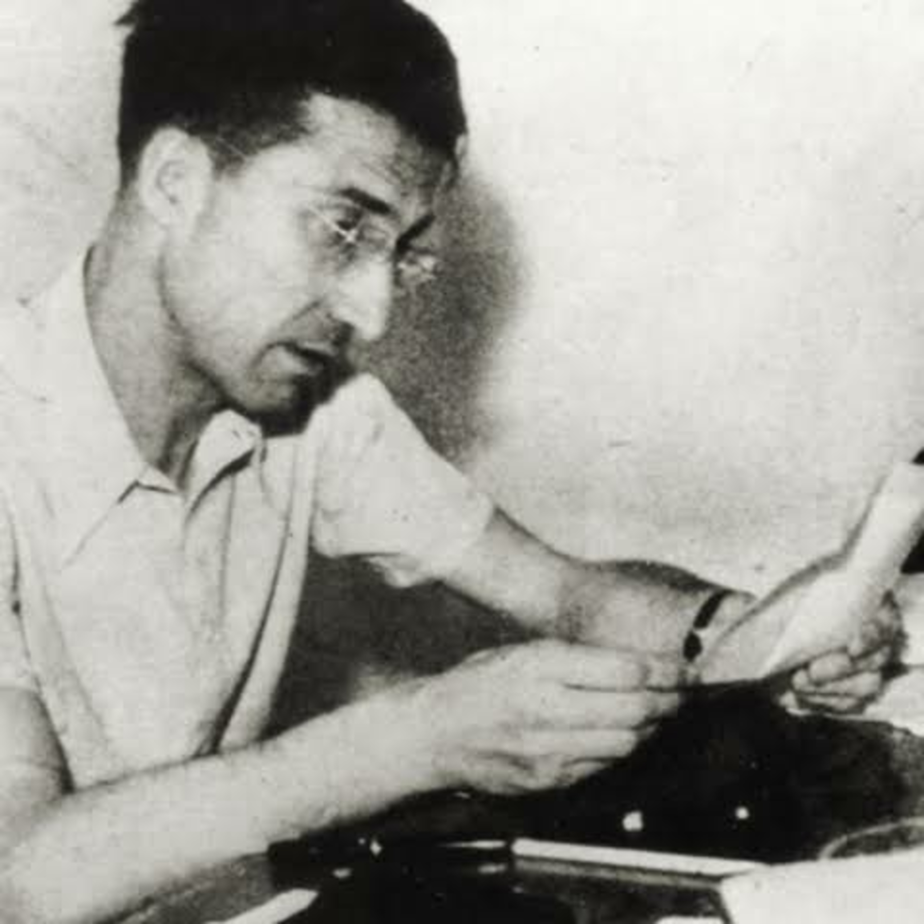 Pensiero del giorno: Essere una donna, Cesare Pavese  episode artwork