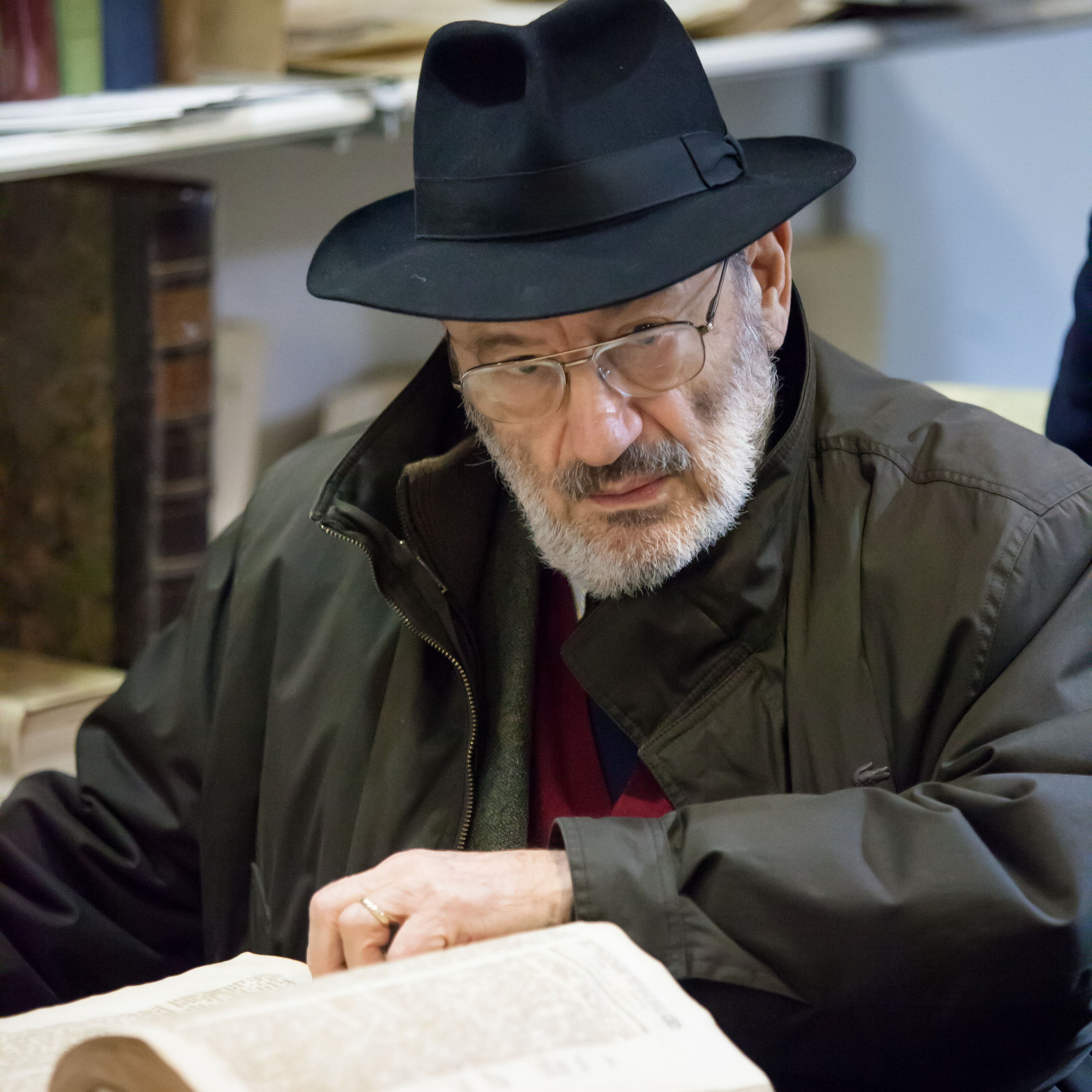 Pensiero del giorno: Si nasce sempre sotto il segno sbagliato, Umberto Eco  episode artwork
