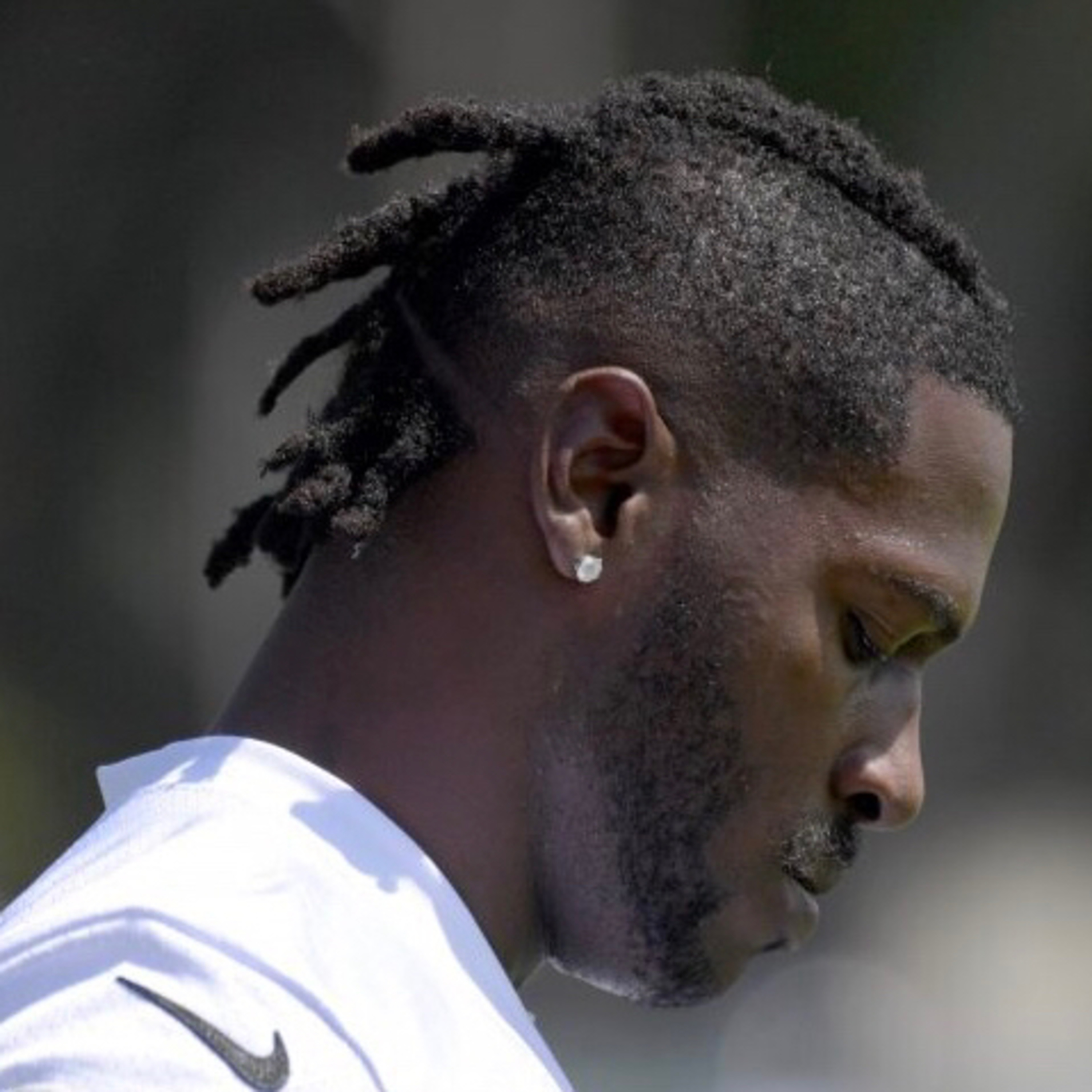 Episode 64: The Infamous Antonio Brown And Week 1 Of The 2019-2020 Season Of The NFL episode artwork