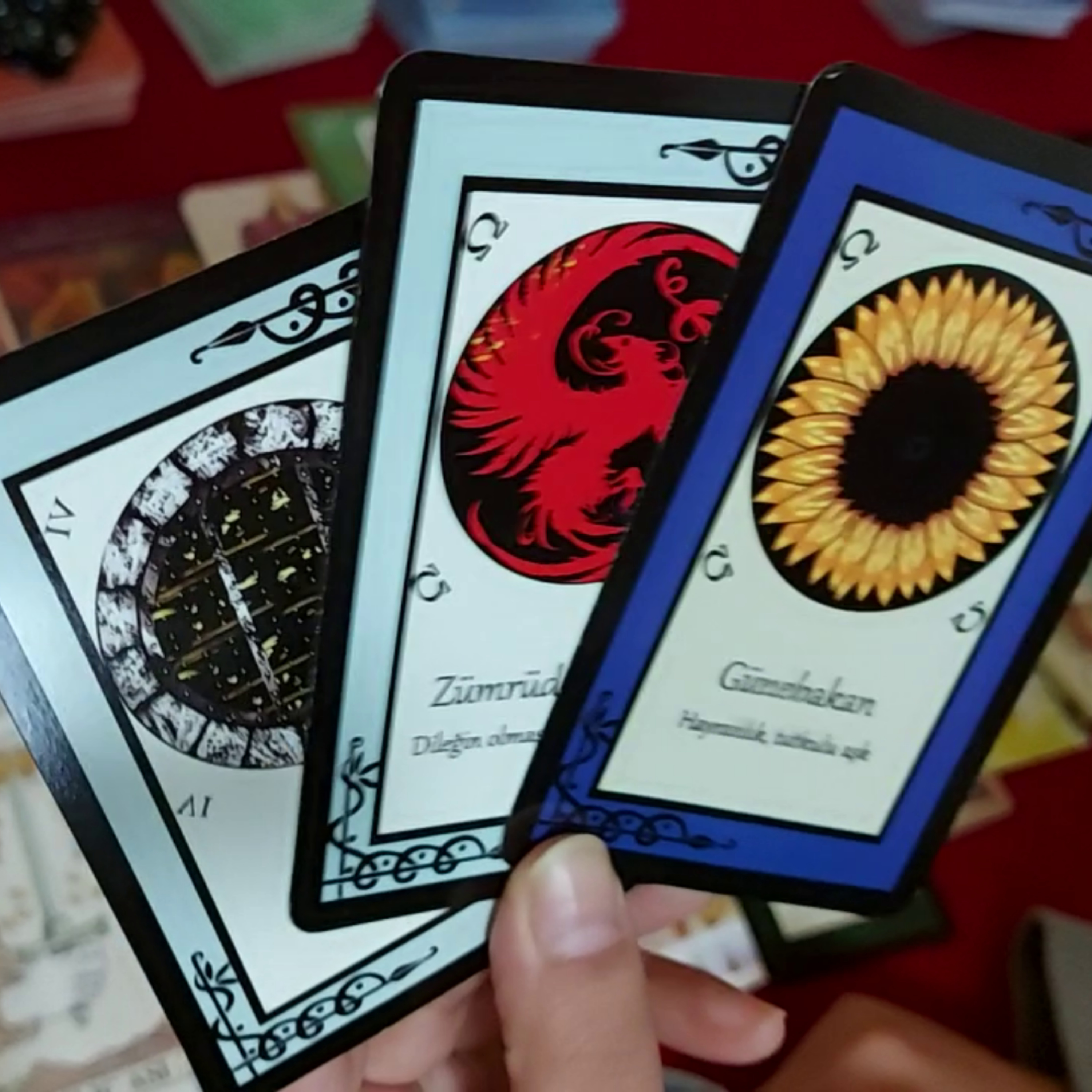 İletişim Kuramamış Platonikler İçin Deste Seçmeli Tarot Okuması 🤍🖤 episode artwork