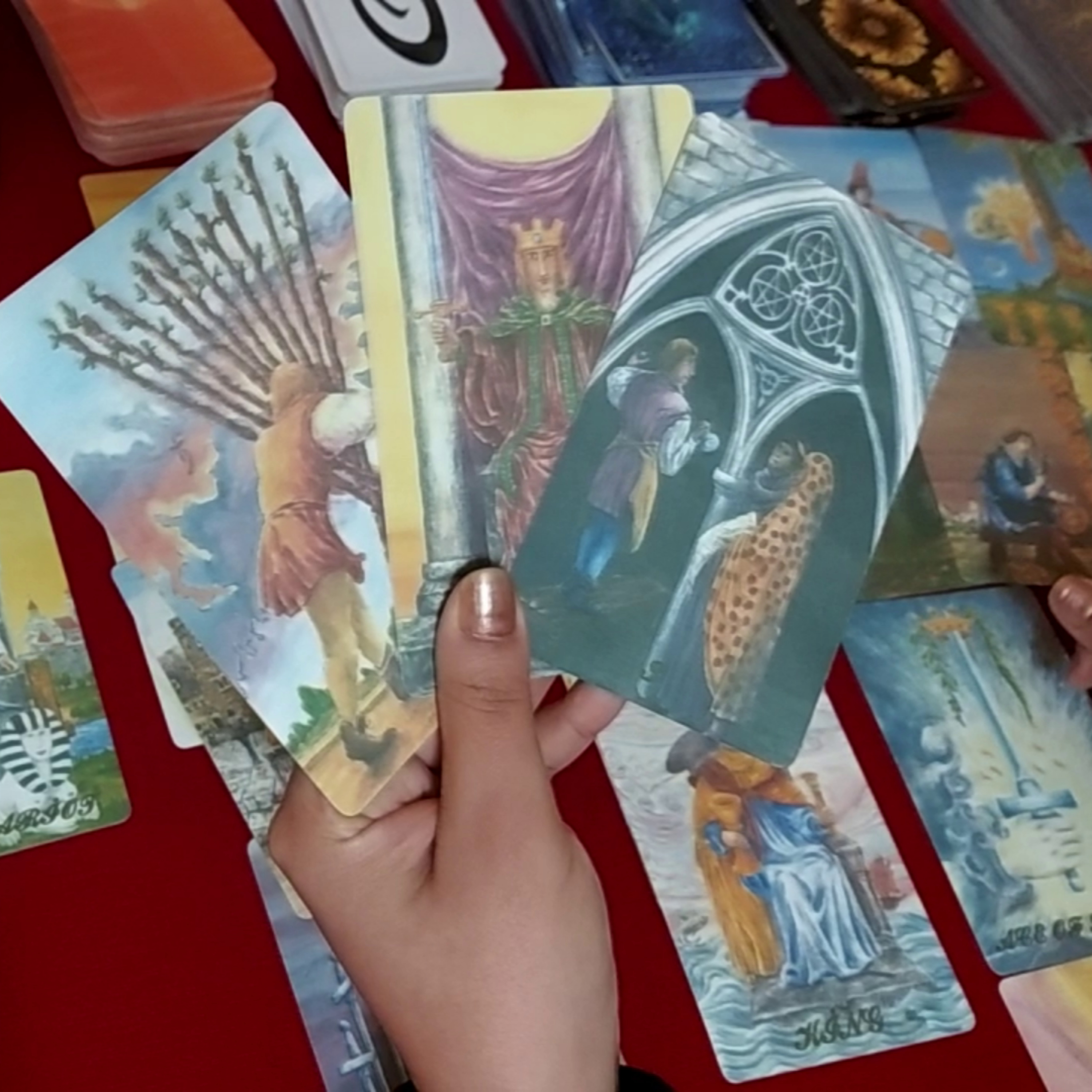 İlişkiniz evlilikle sonuçlanacak mı?Aklınızdaki kişi ile evlilik var mı?Deste seçli tarot okuması 🧡💚 episode artwork