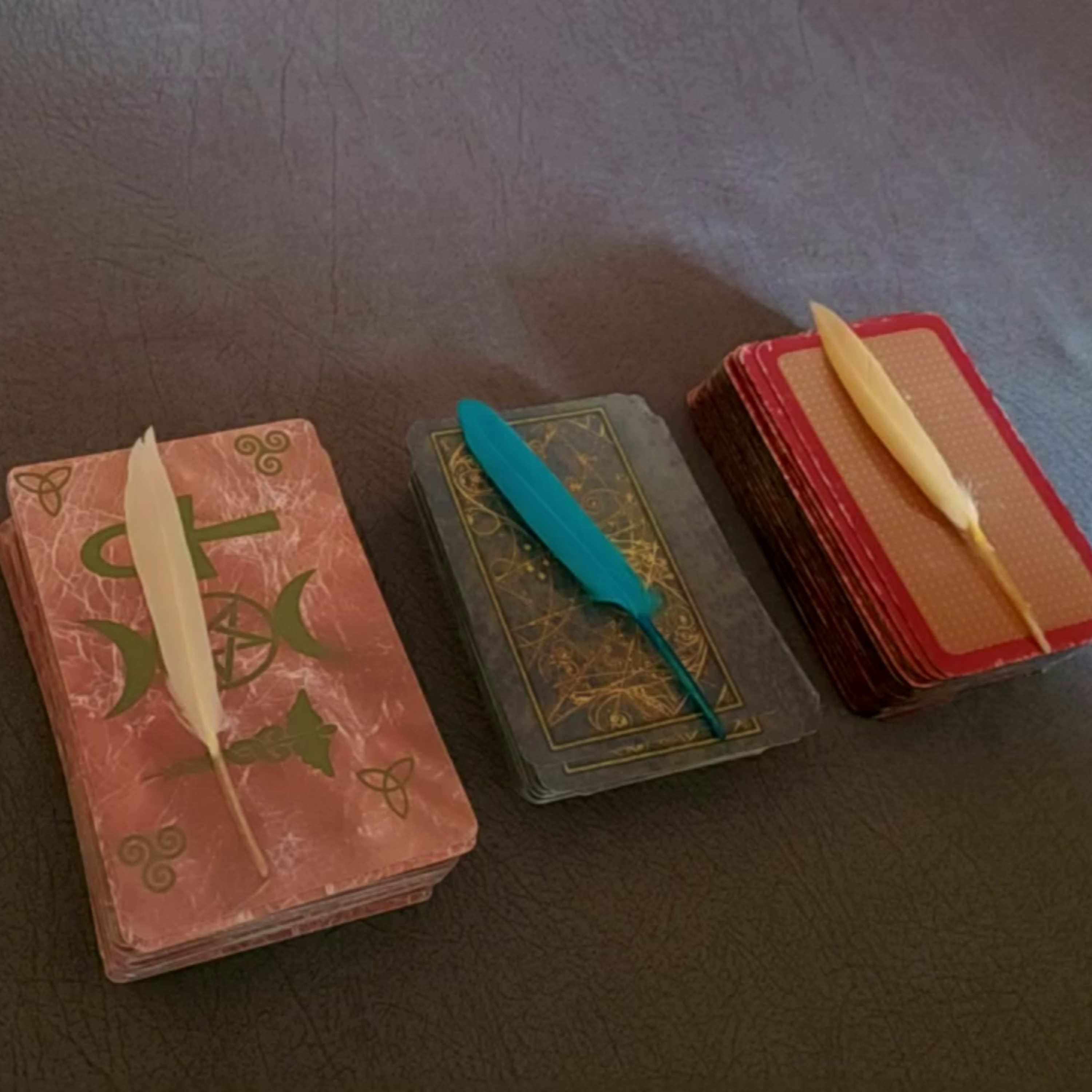 Yalnızlar için deste seçmeli tarot okuması/Kartlar olası gelecek için ne söylüyor?Yeni aşk var mı🤍💙💛 episode artwork