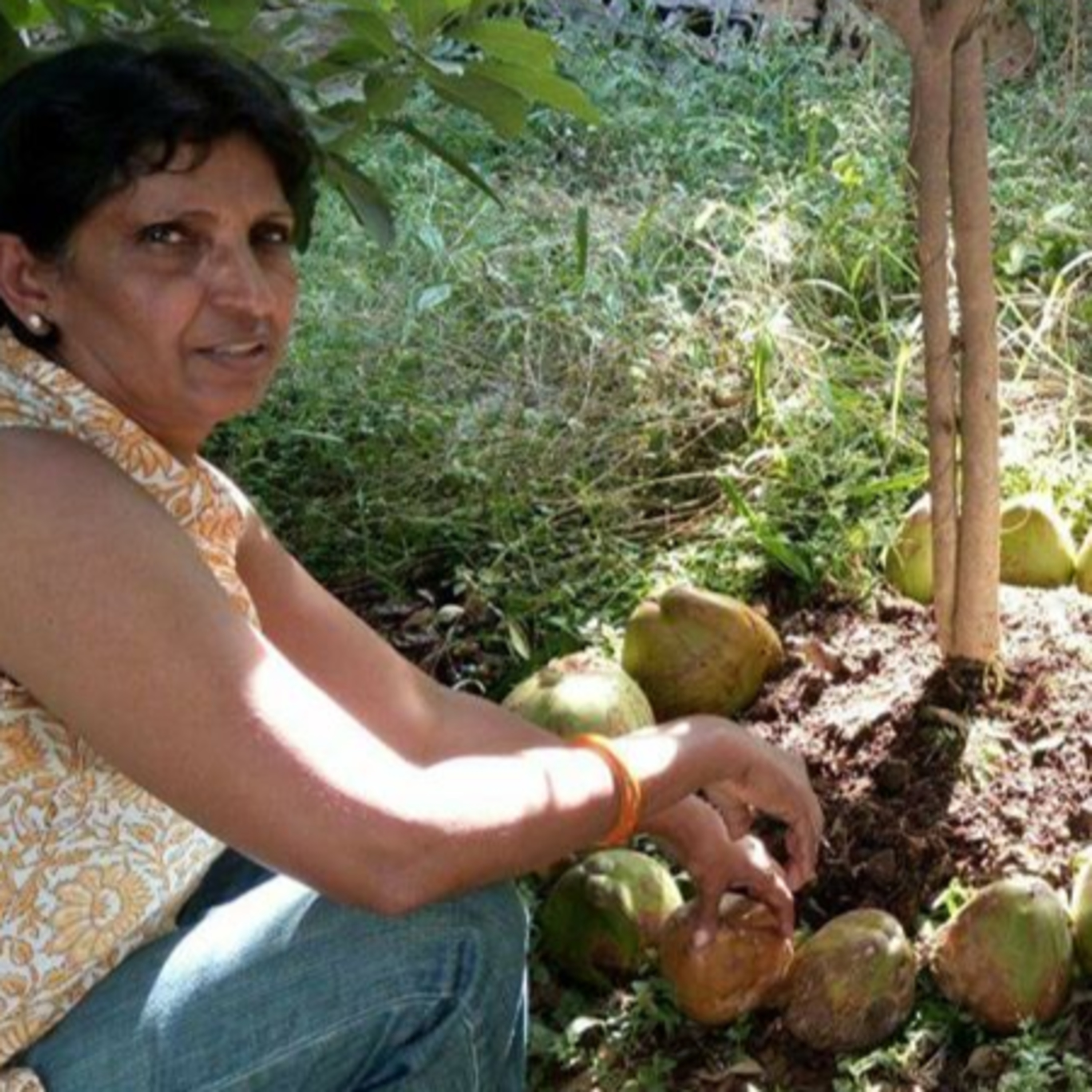 SwachaGraha with RJ Priyanka - Rajini Bopaiah Found Her Happiness in Home Composting and Gardening