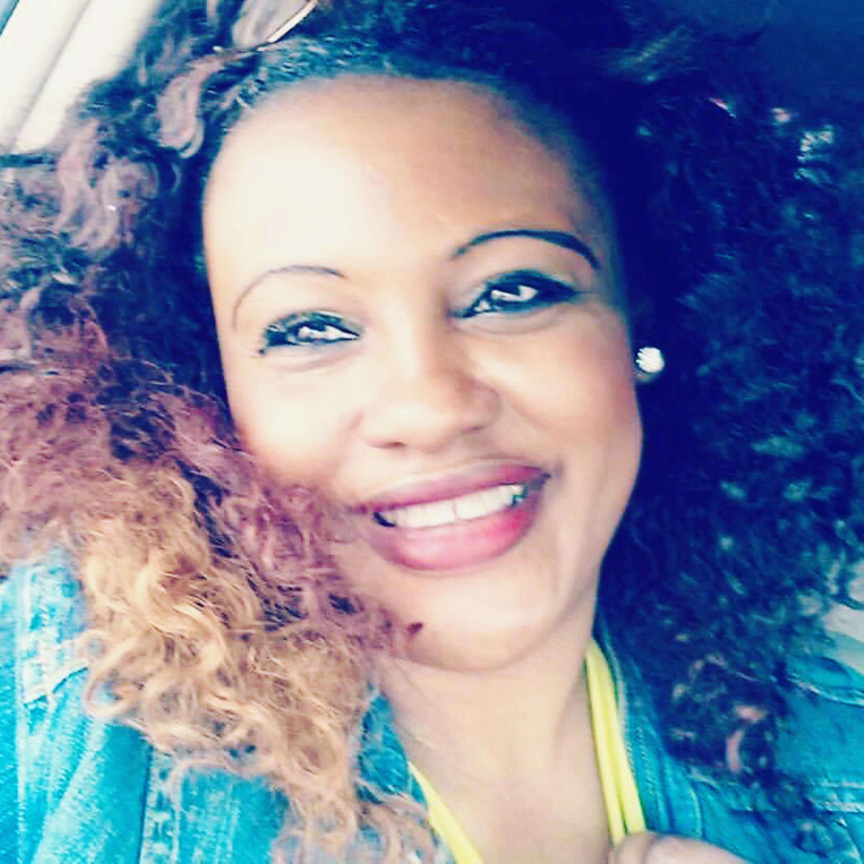 Let`s Talk With Fabulous Annie