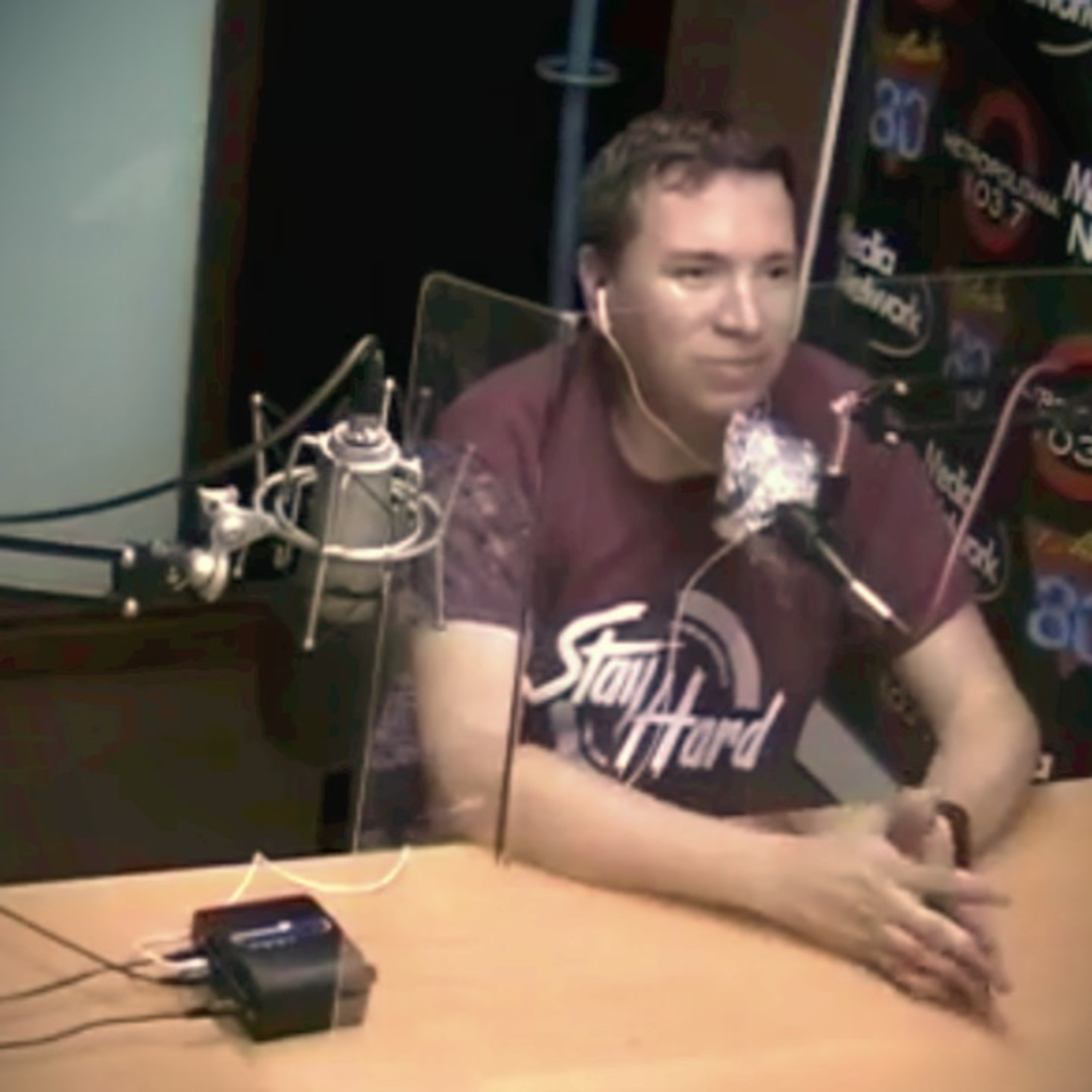 Recorriendo la milla infinita - 18/12/21 - Julio Gómez - Jorge Rodríguez - Radio Metropolitana Ros episode artwork