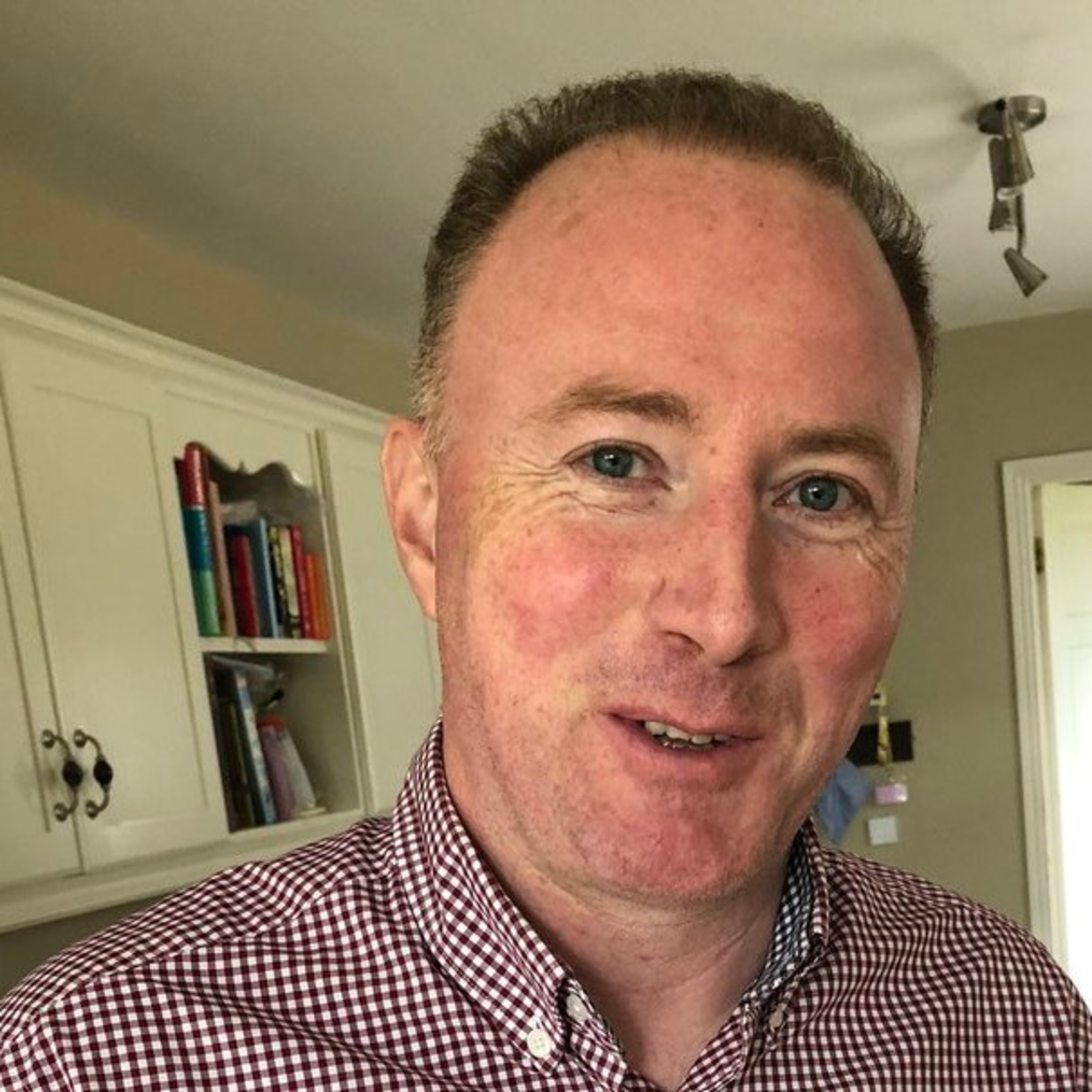 Episode #2- Kieran Shannon, award-winning sport author and journalist, Irish Examiner (part 1) episode artwork