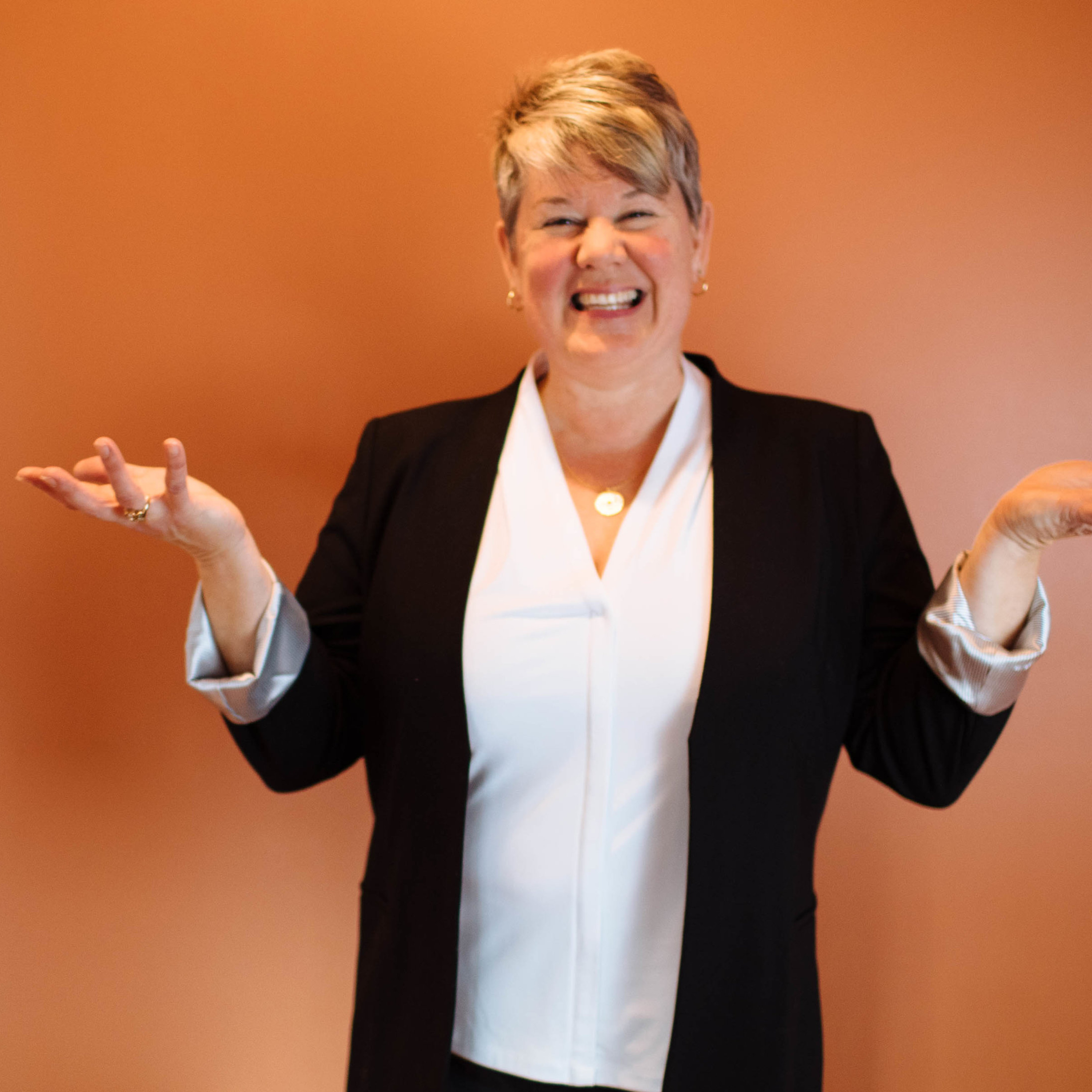 Ep. 22 Healing On and Off the Plate | Jeannette Bessinger