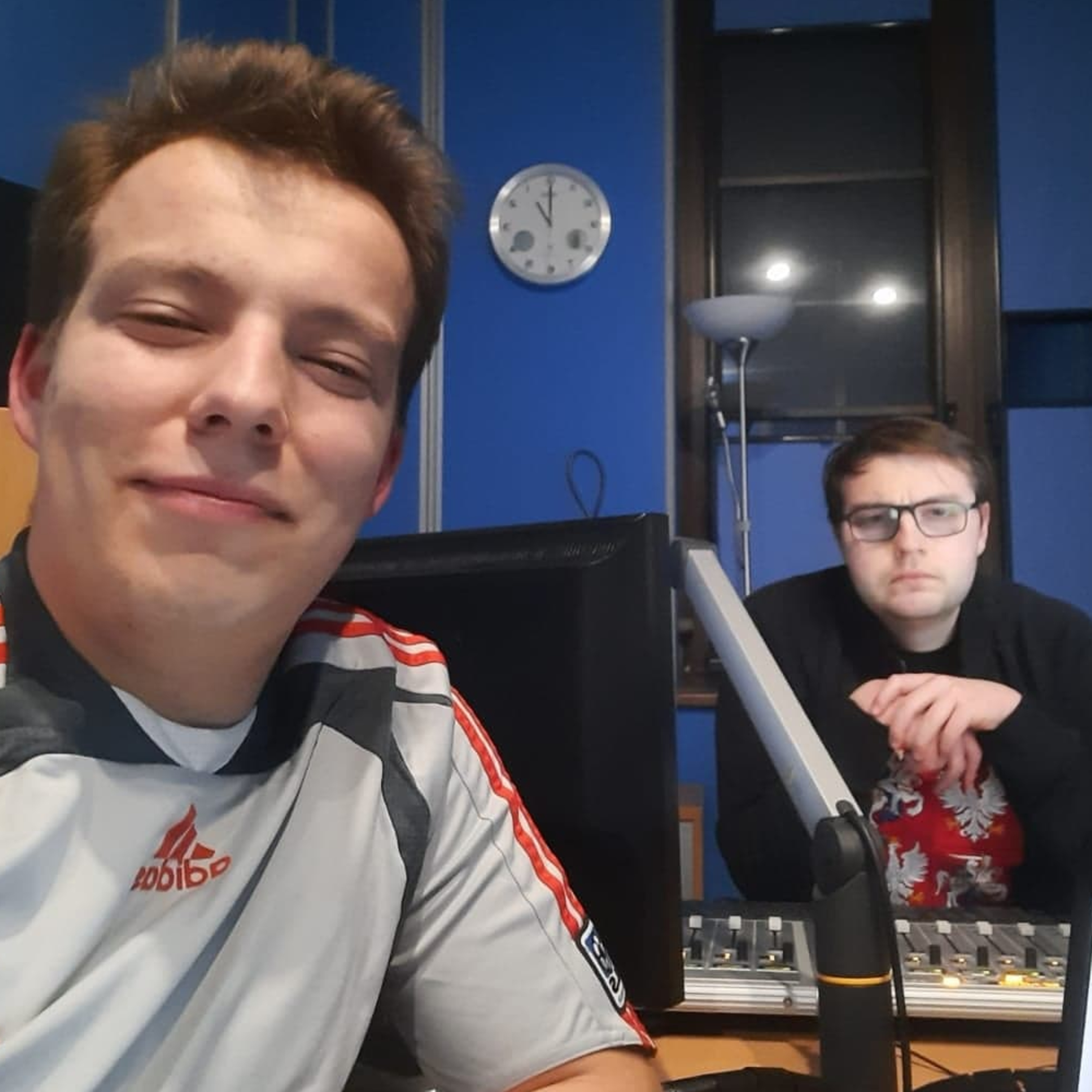 SIM Radio