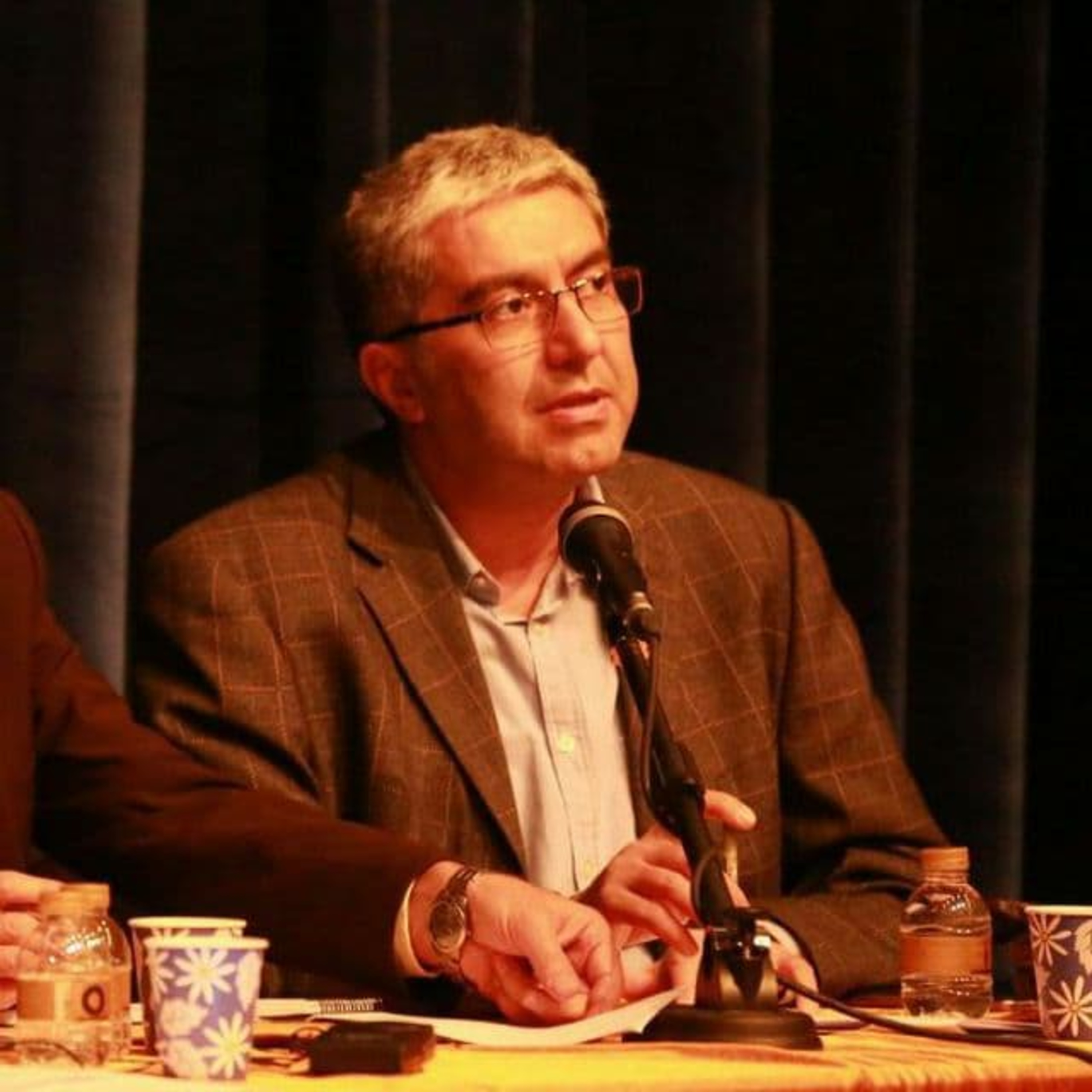 کاور شهرام اتفاق: اقتصاد سیاسی محیط زیست