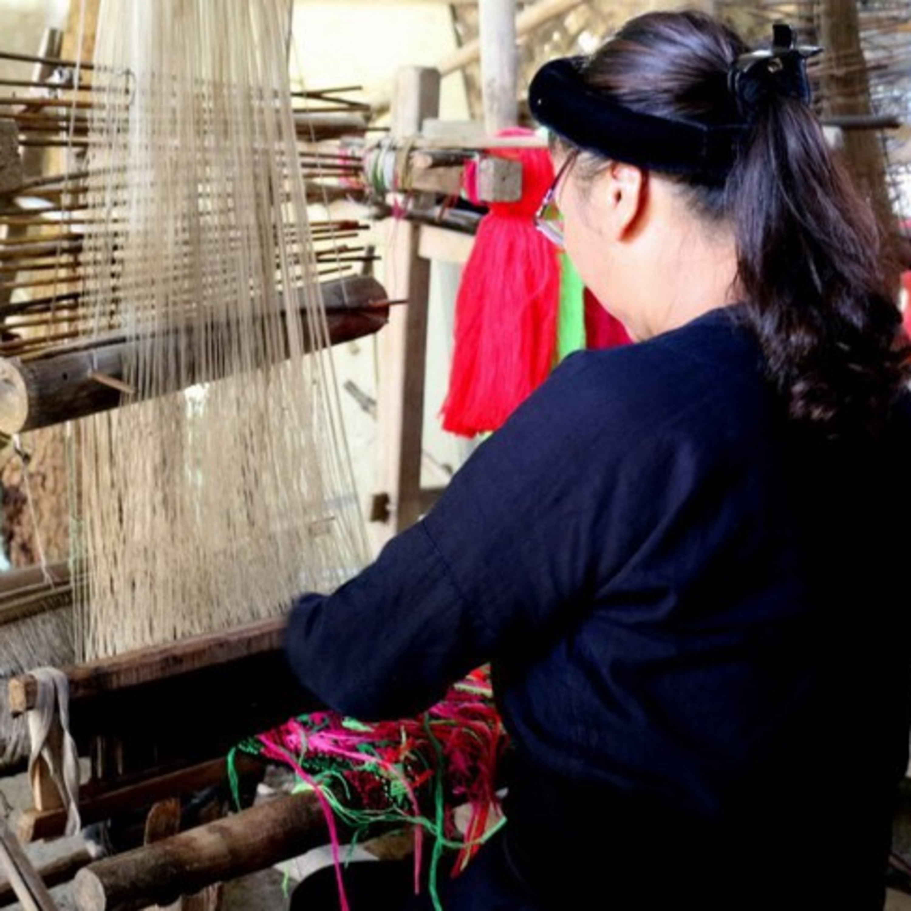 VIETNAM\'S 54 ETHNICS